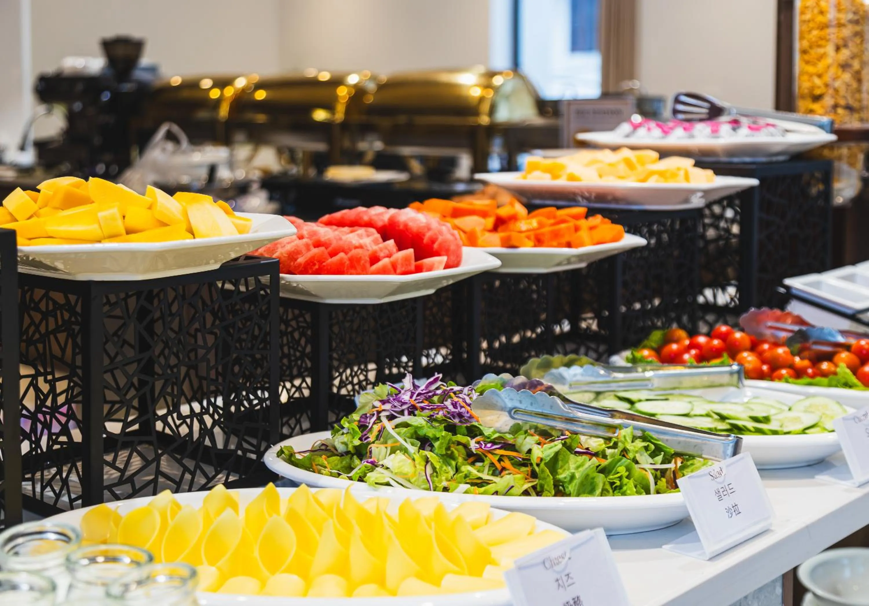 Sunrise Mountain View Resort