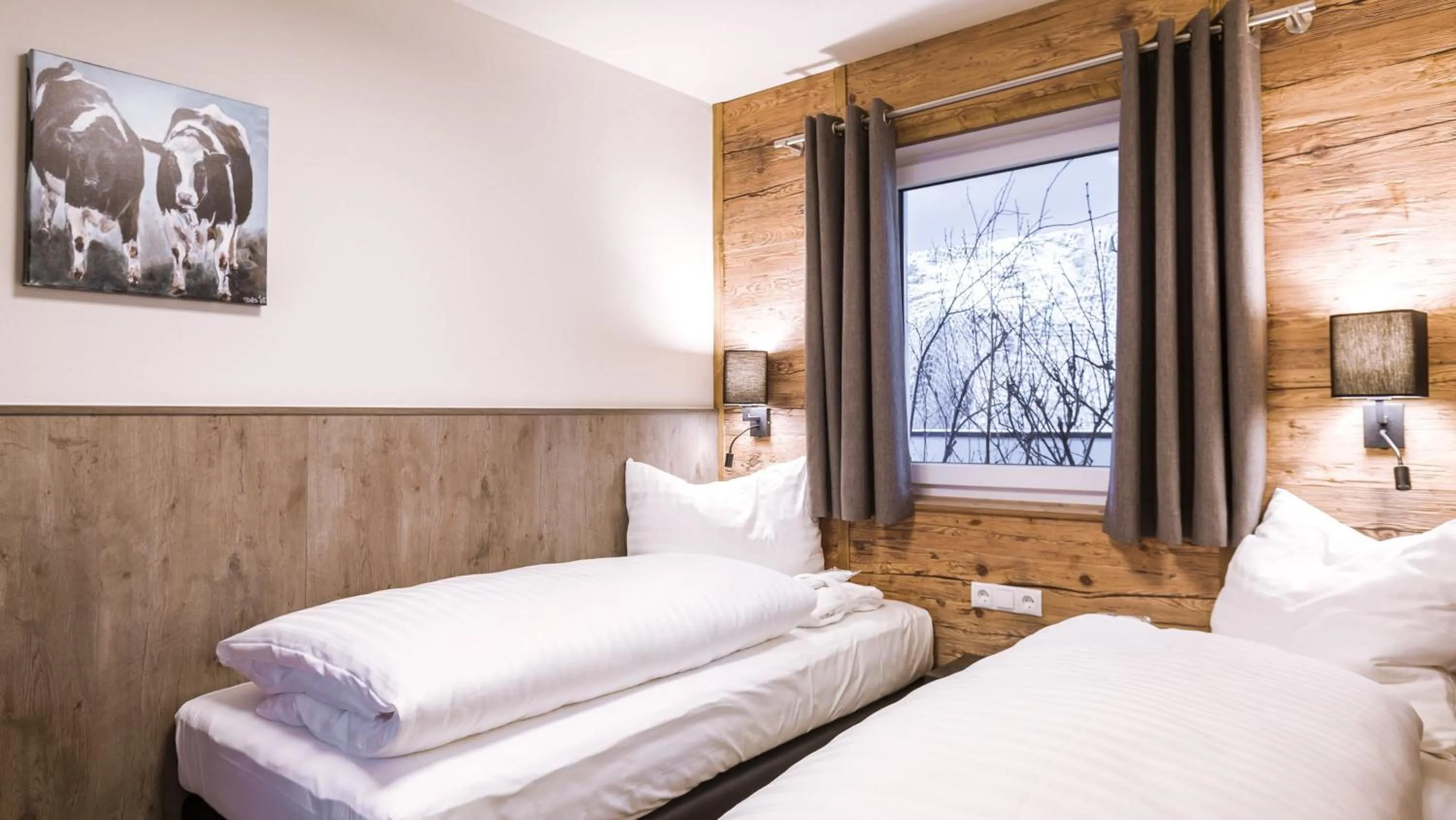 Bedroom, Bed in AvenidA Mountain Lodges Saalbach