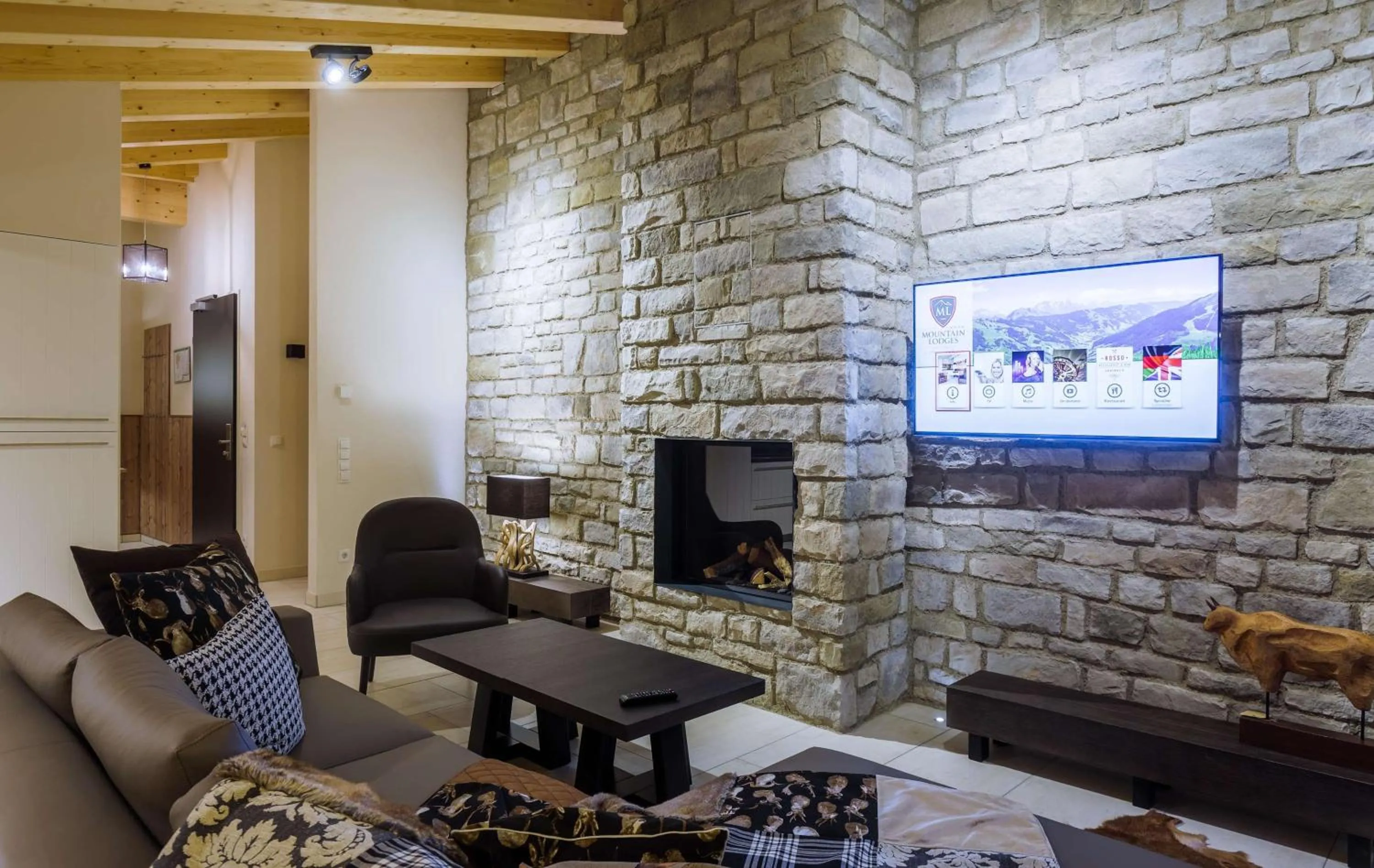 Living room in AvenidA Mountain Lodges Saalbach