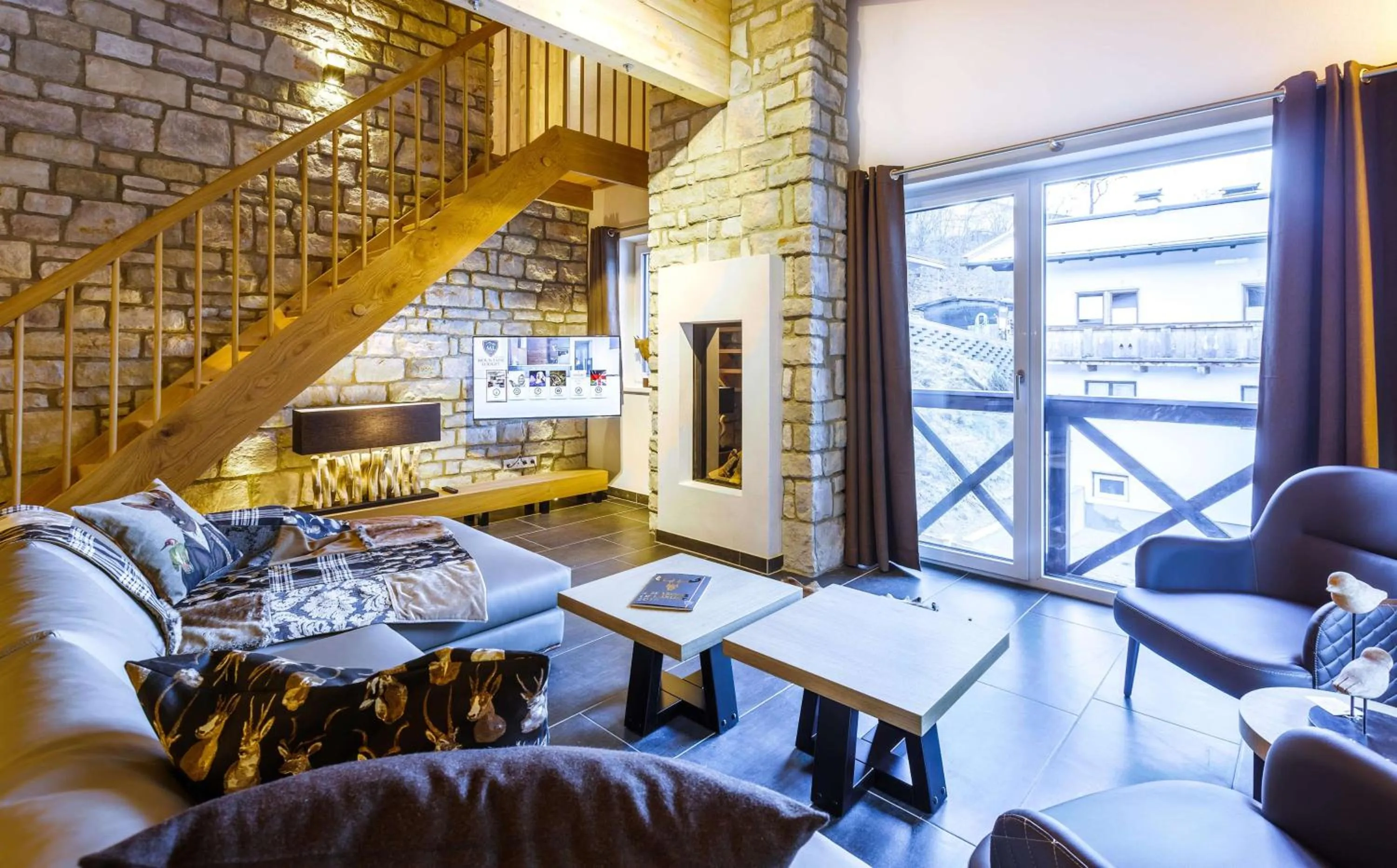 Living room in AvenidA Mountain Lodges Saalbach