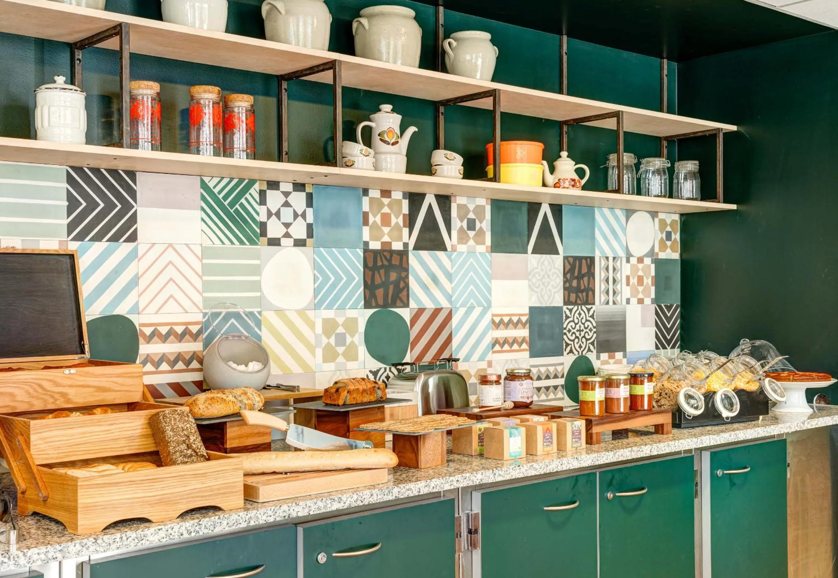 Buffet breakfast in B&B HOME Paris Mairie de Saint-Ouen