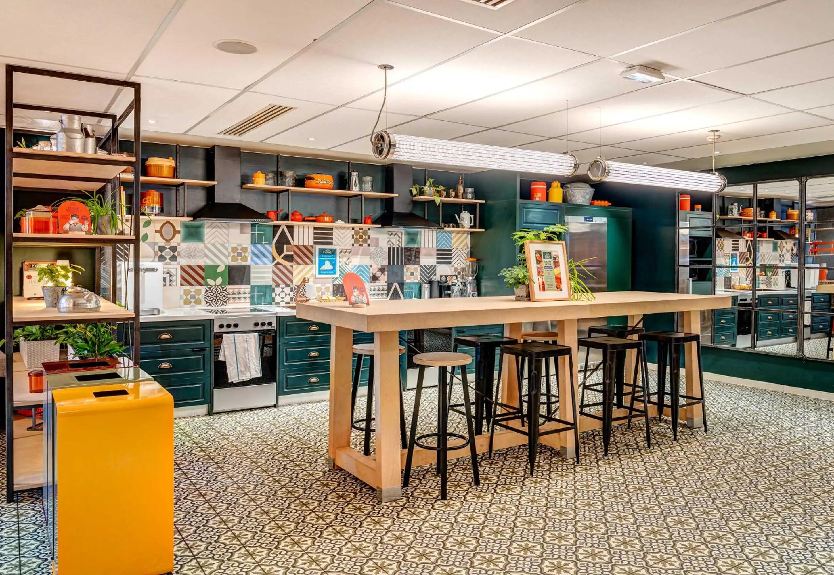 B&B HOME Paris Mairie de Saint-Ouen