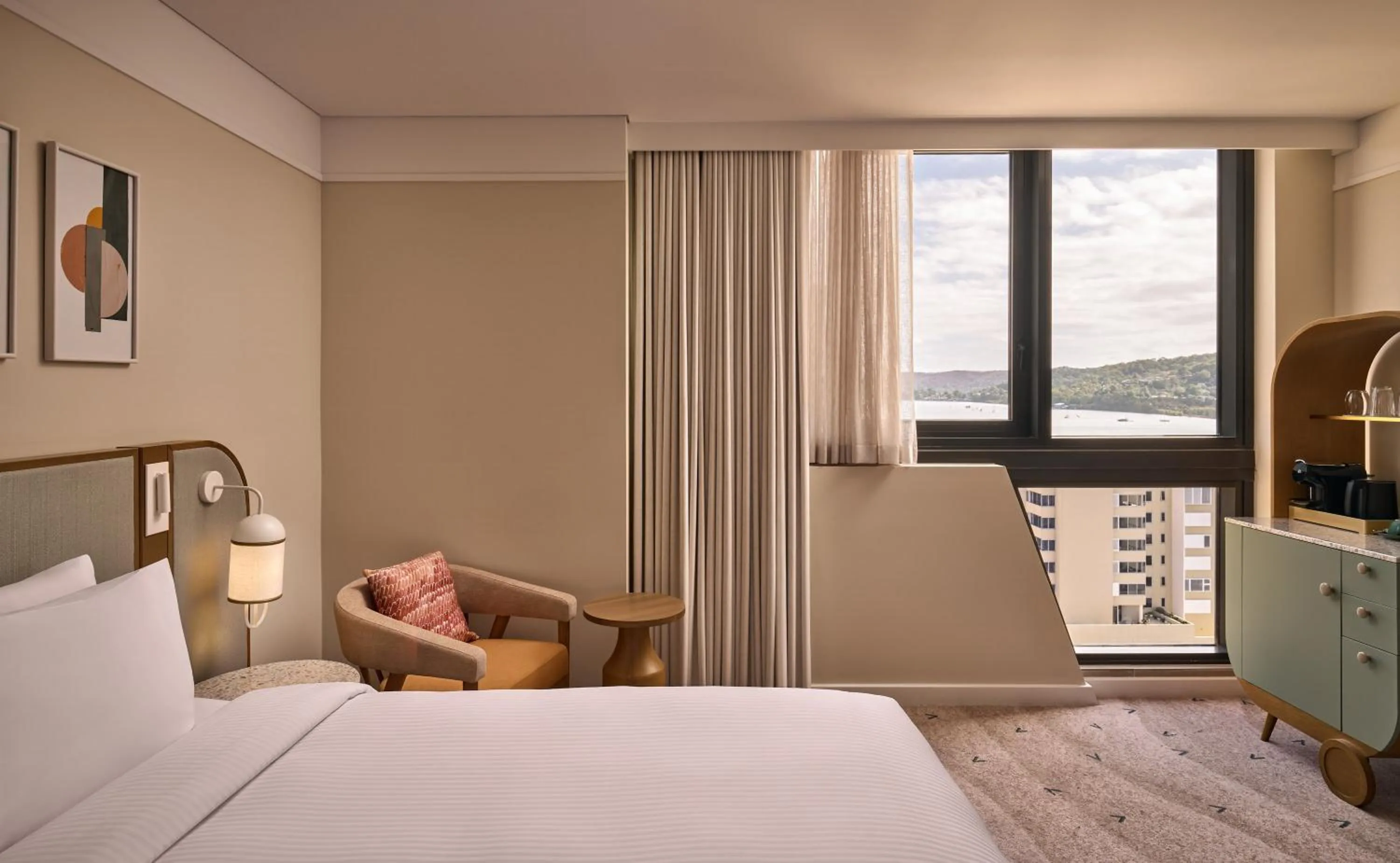 Photo of the whole room, Bed in voco Gosford by IHG