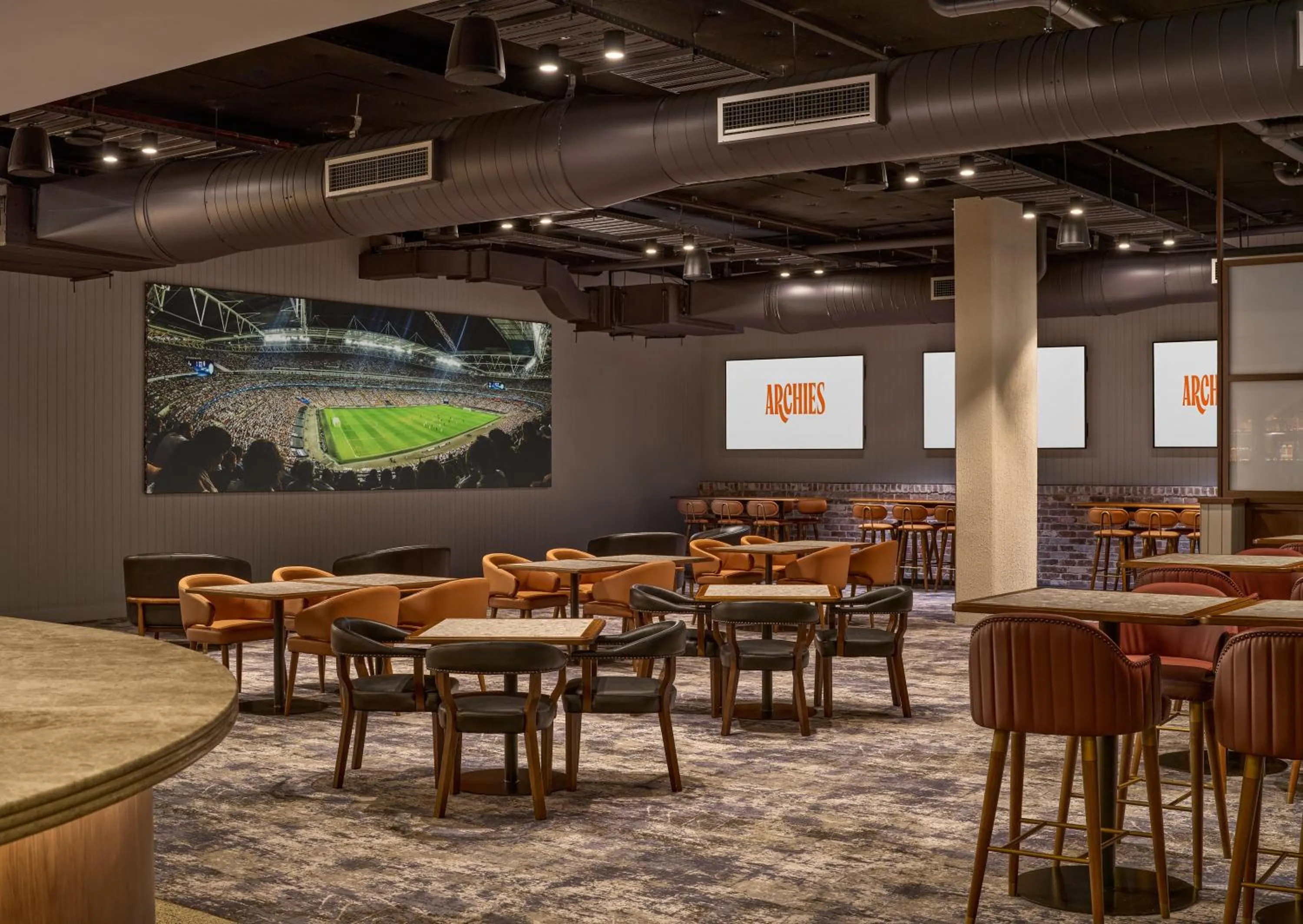 Lounge or bar in voco Gosford by IHG