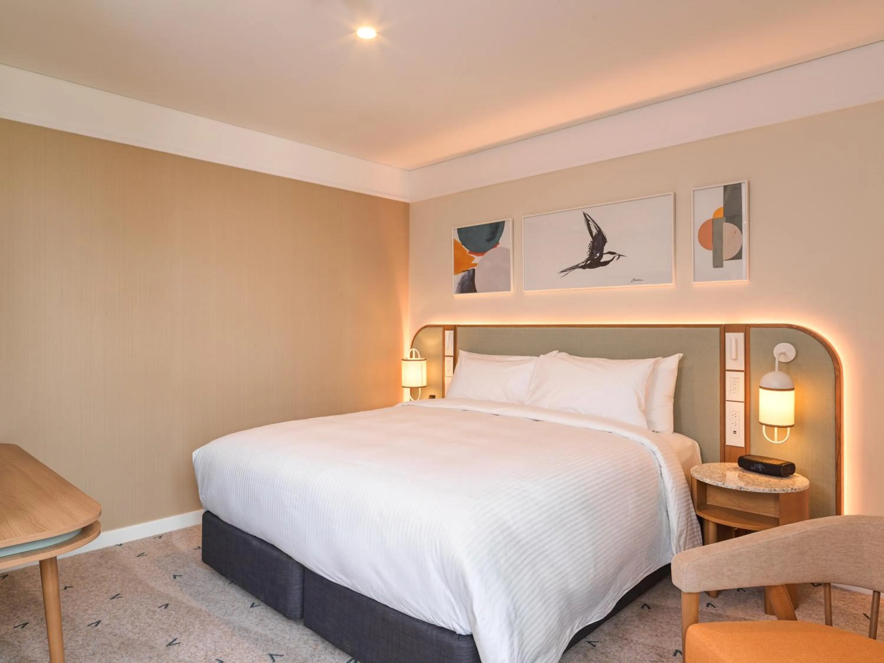 Bedroom, Bed in voco Gosford by IHG