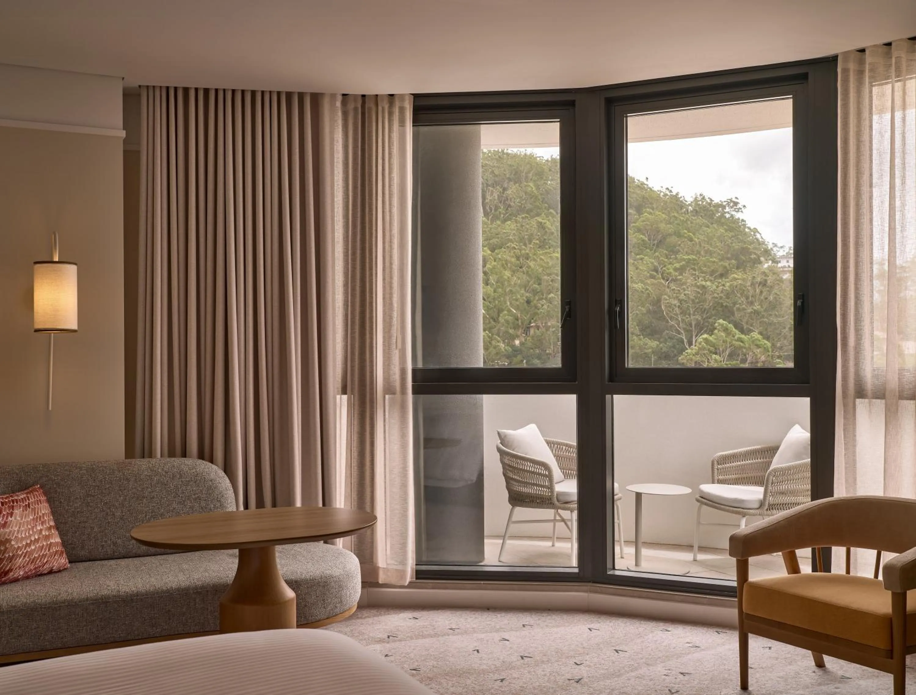 Photo of the whole room in voco Gosford by IHG