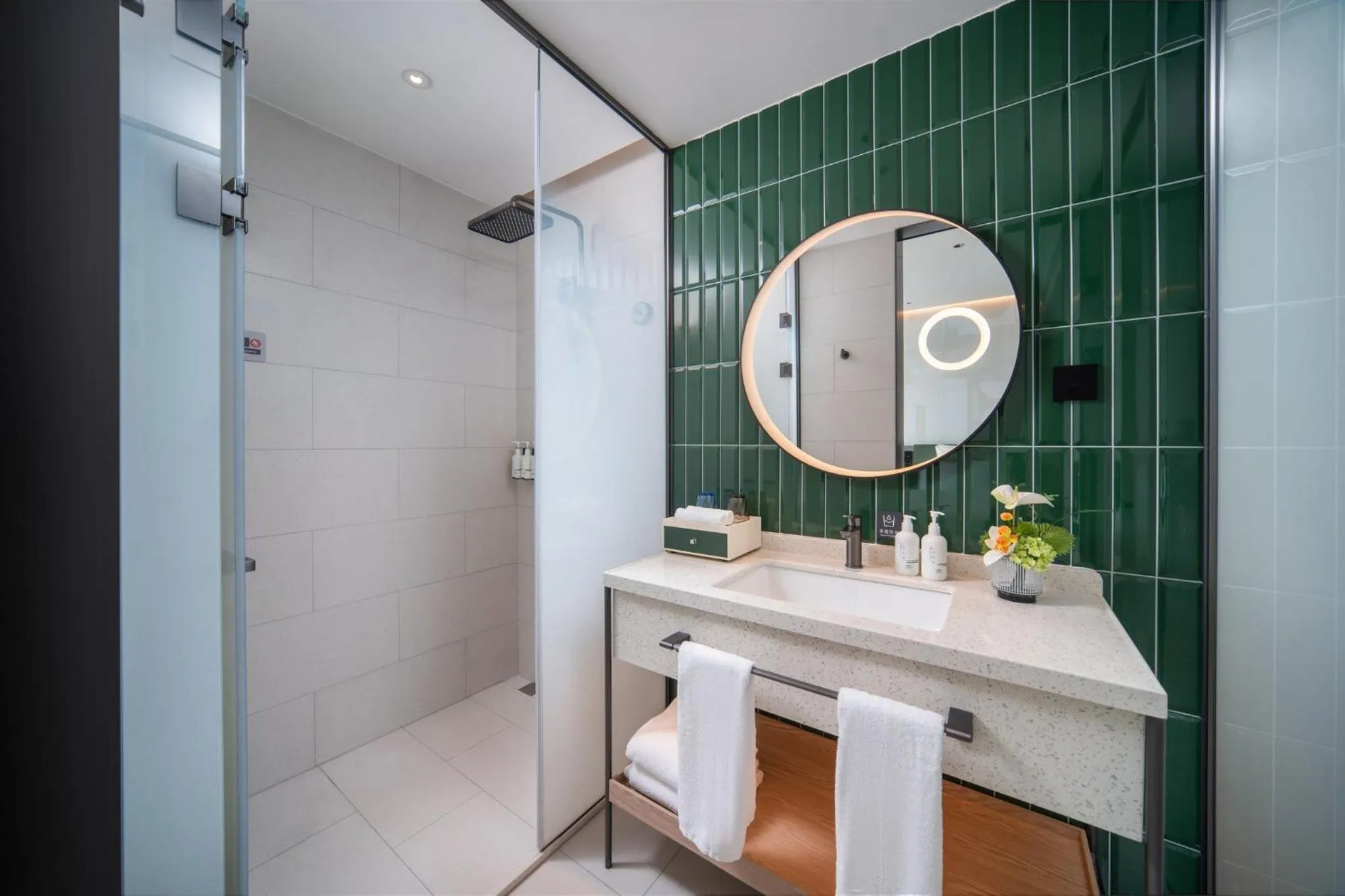 Photo of the whole room in EVEN Hotel Shanghai Jinqiao by IHG