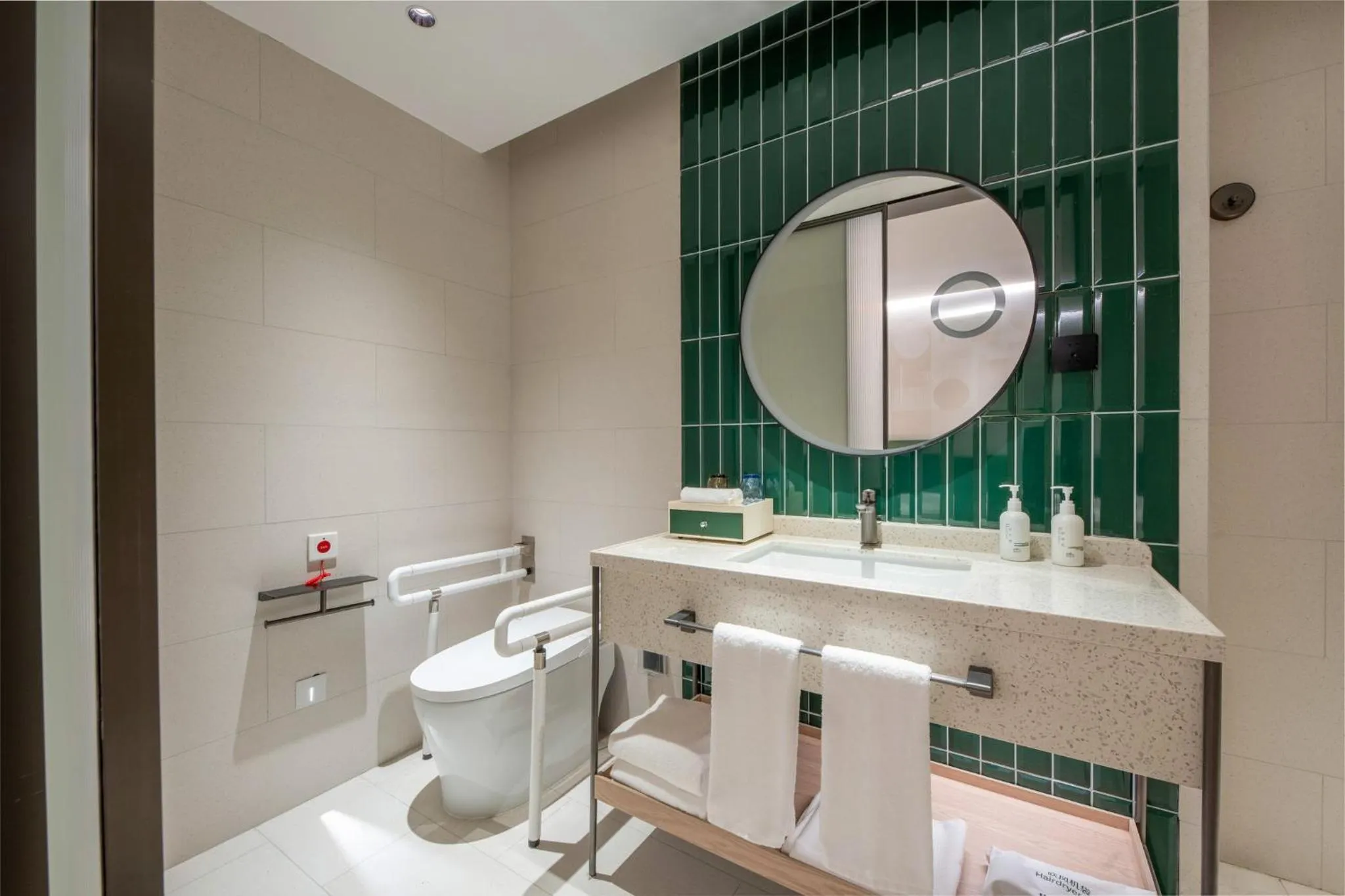 Photo of the whole room in EVEN Hotel Shanghai Jinqiao by IHG