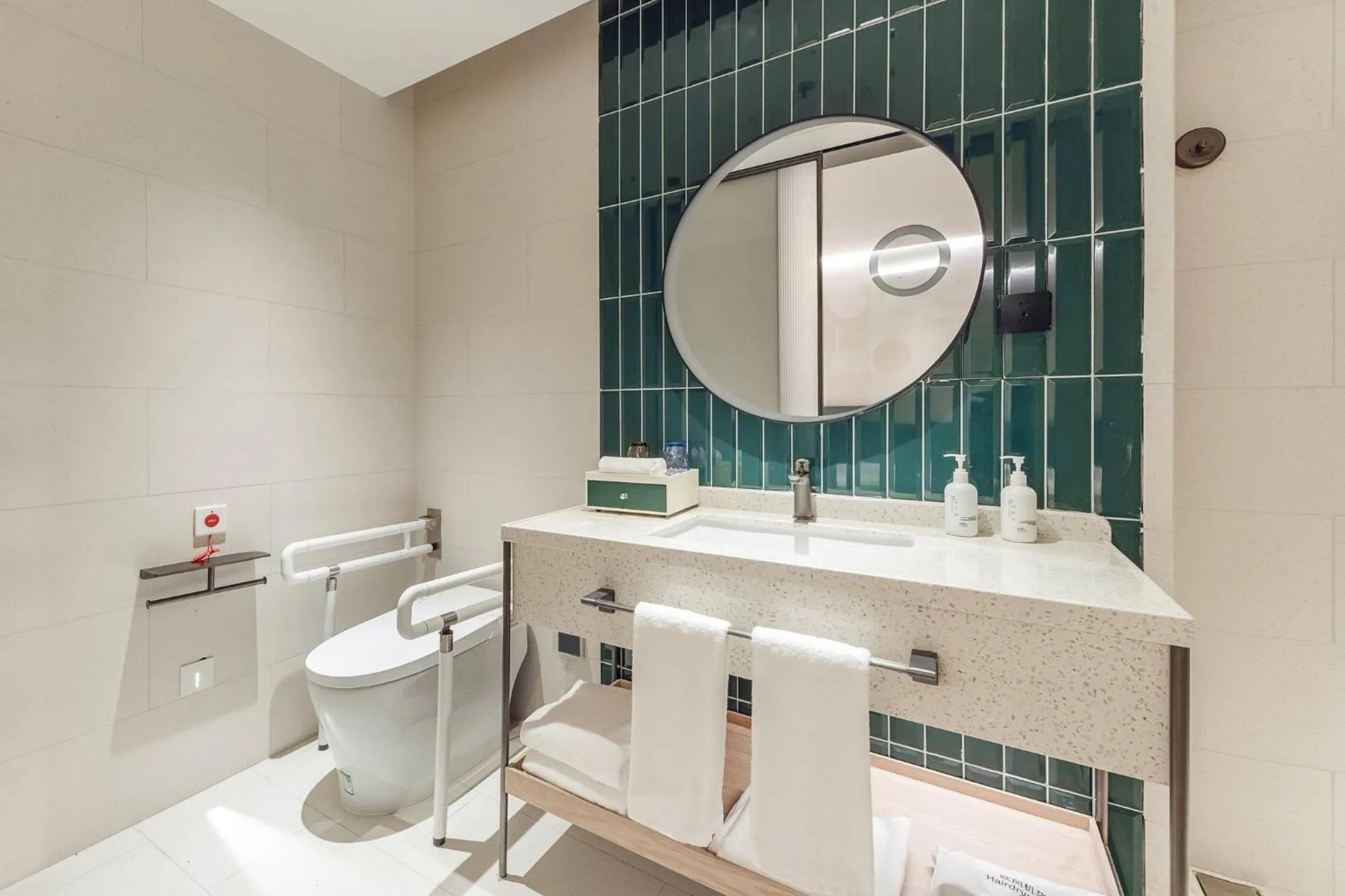 Photo of the whole room in EVEN Hotel Shanghai Jinqiao by IHG