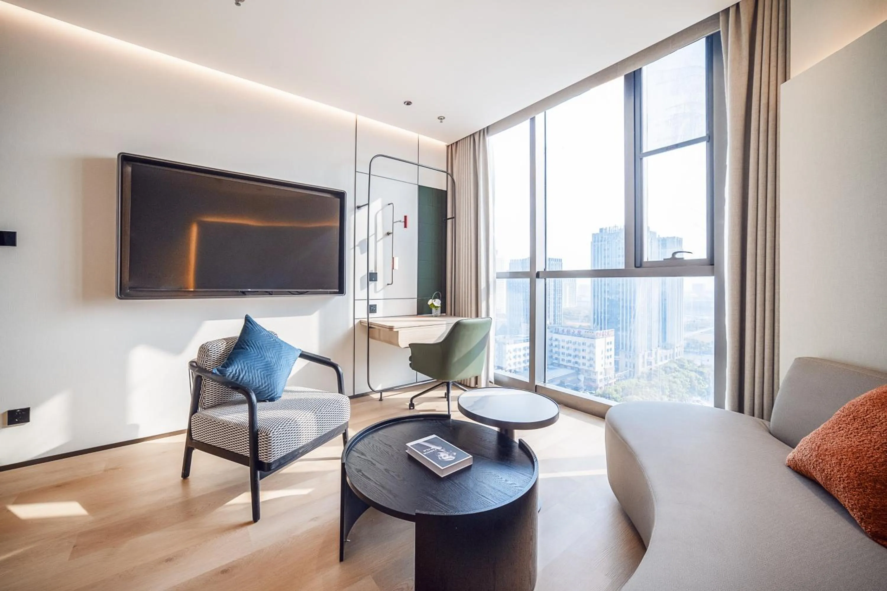 Photo of the whole room in EVEN Hotel Shanghai Jinqiao by IHG
