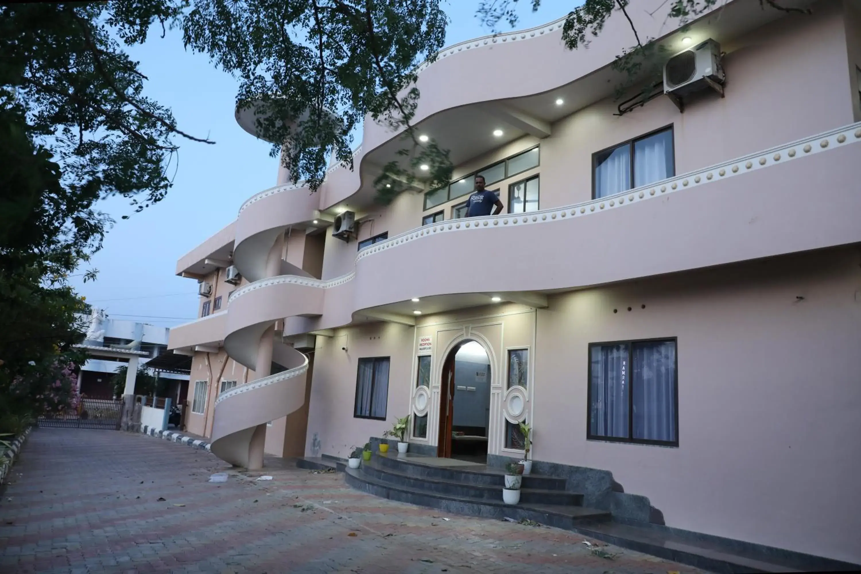 Sauhrudam Resort and Restaurant-Kanyakumari Sauhrudam Resort and Restaurant-Kanyakumari
