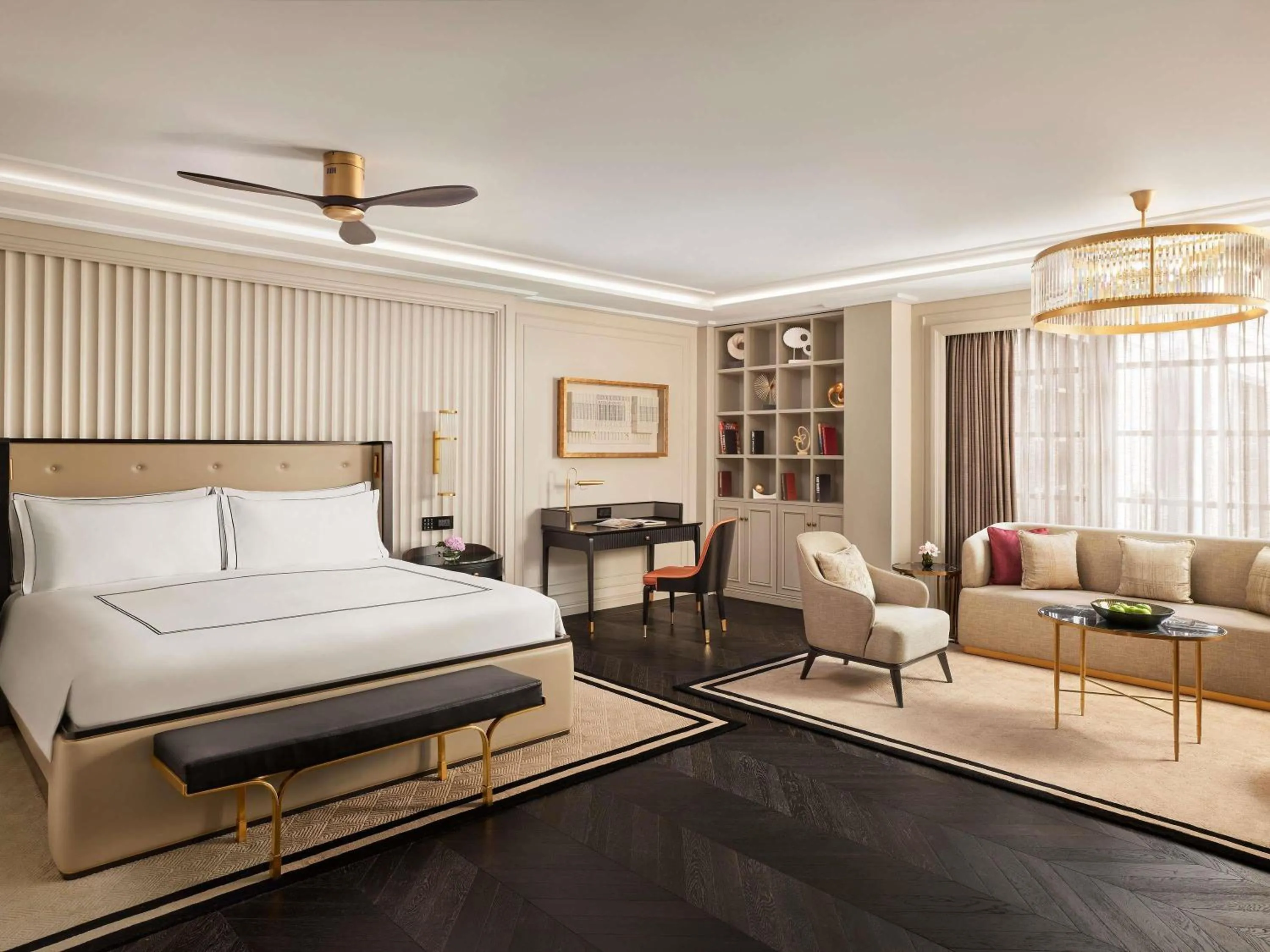 Bedroom, Bed in Fairmont Mumbai