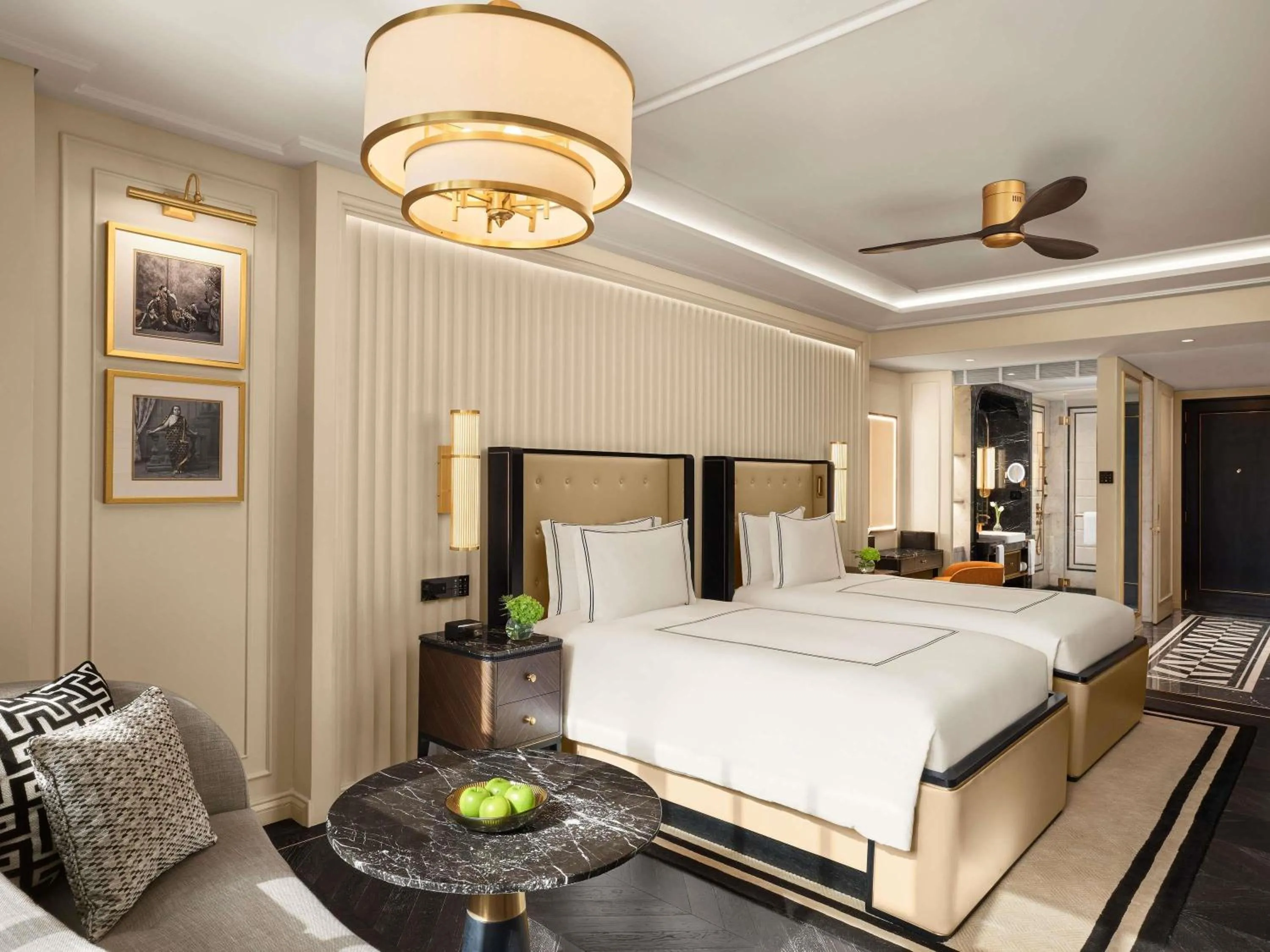 Bedroom, Bed in Fairmont Mumbai