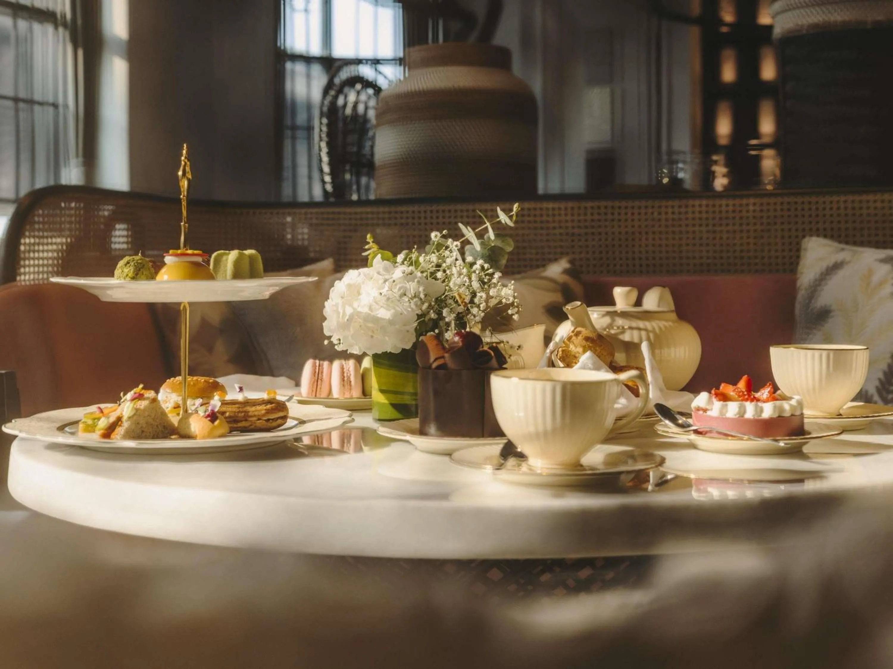 Restaurant/places to eat in Fairmont Mumbai