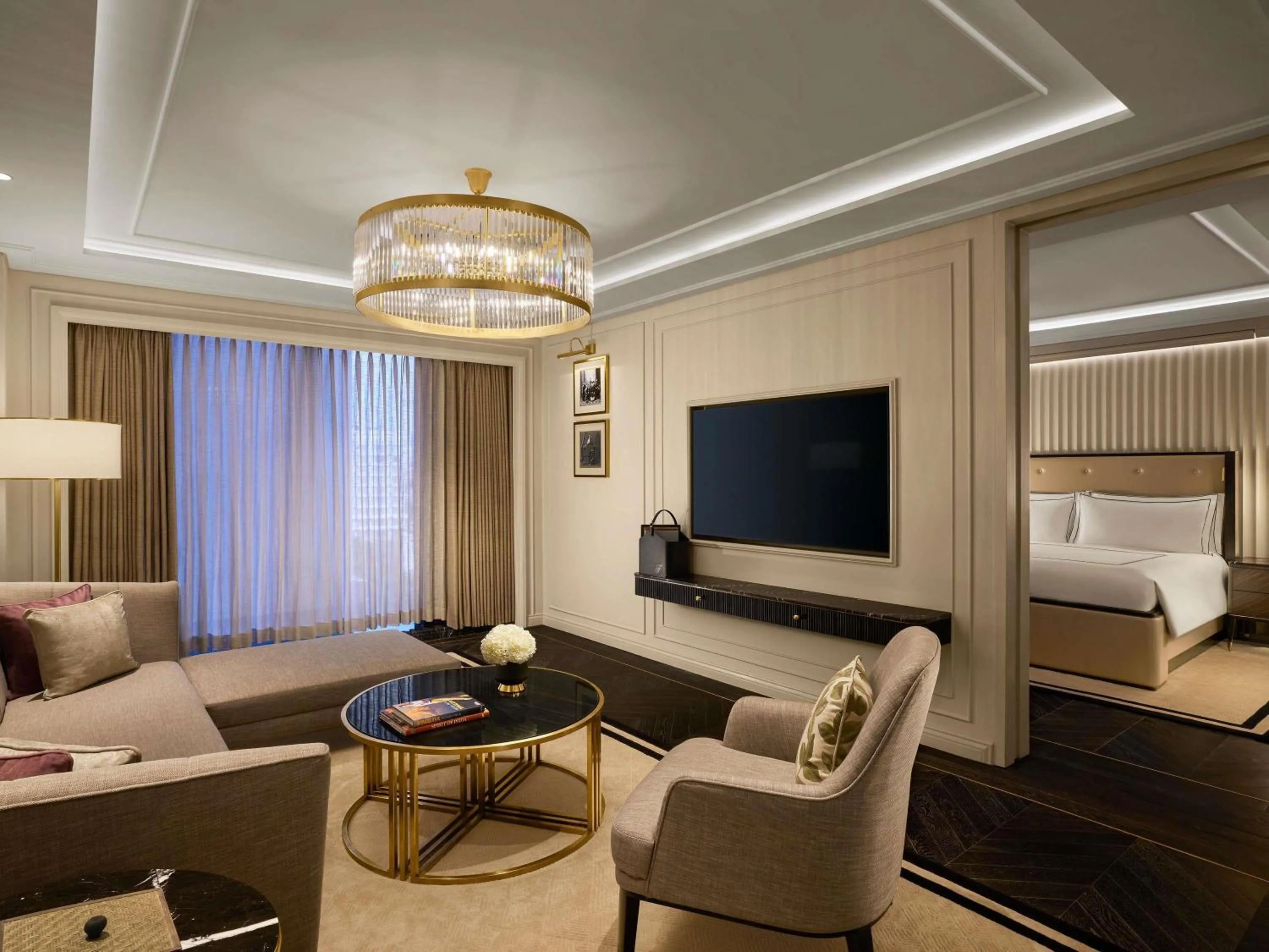 Bedroom in Fairmont Mumbai