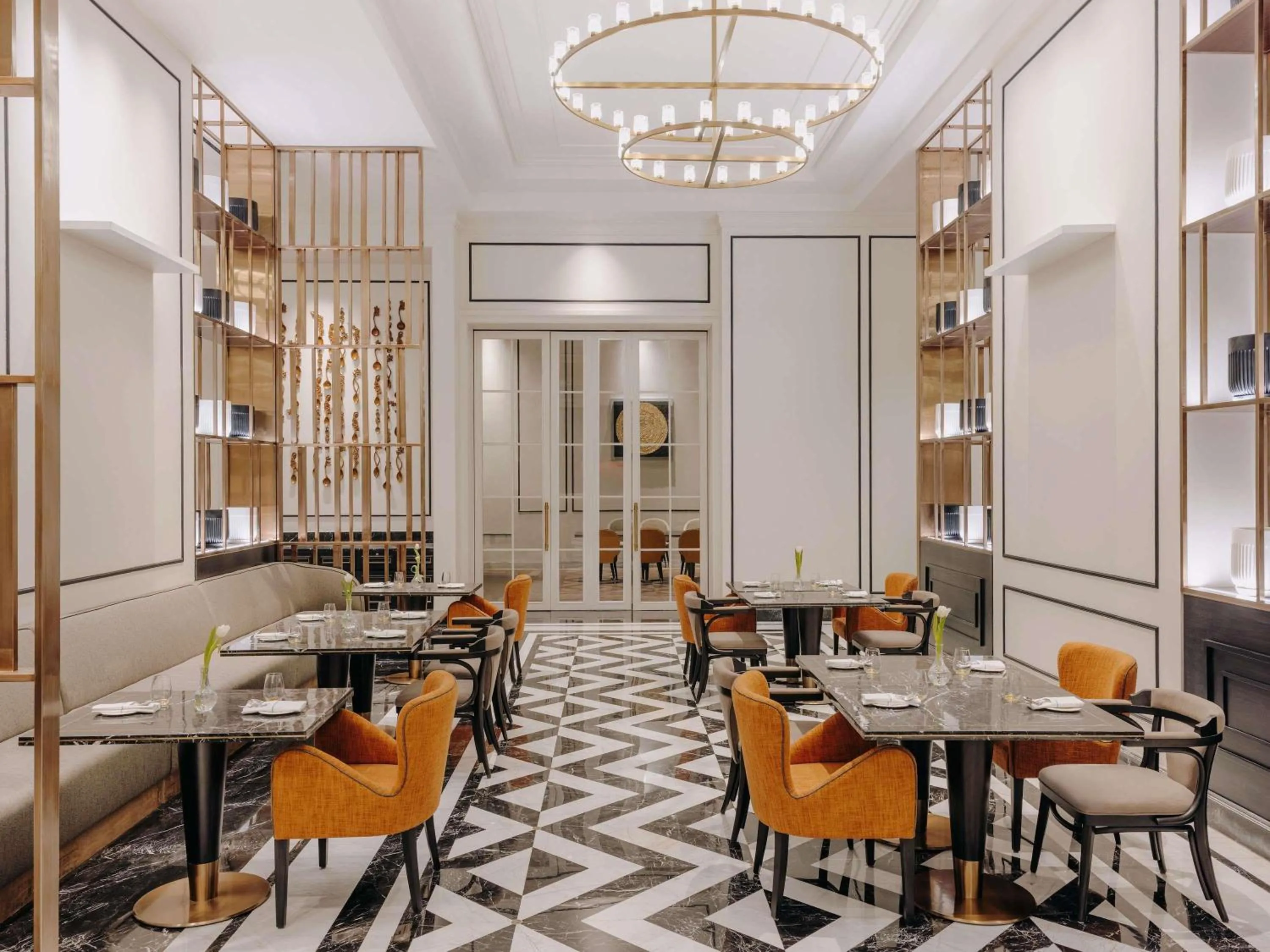 Restaurant/places to eat in Fairmont Mumbai