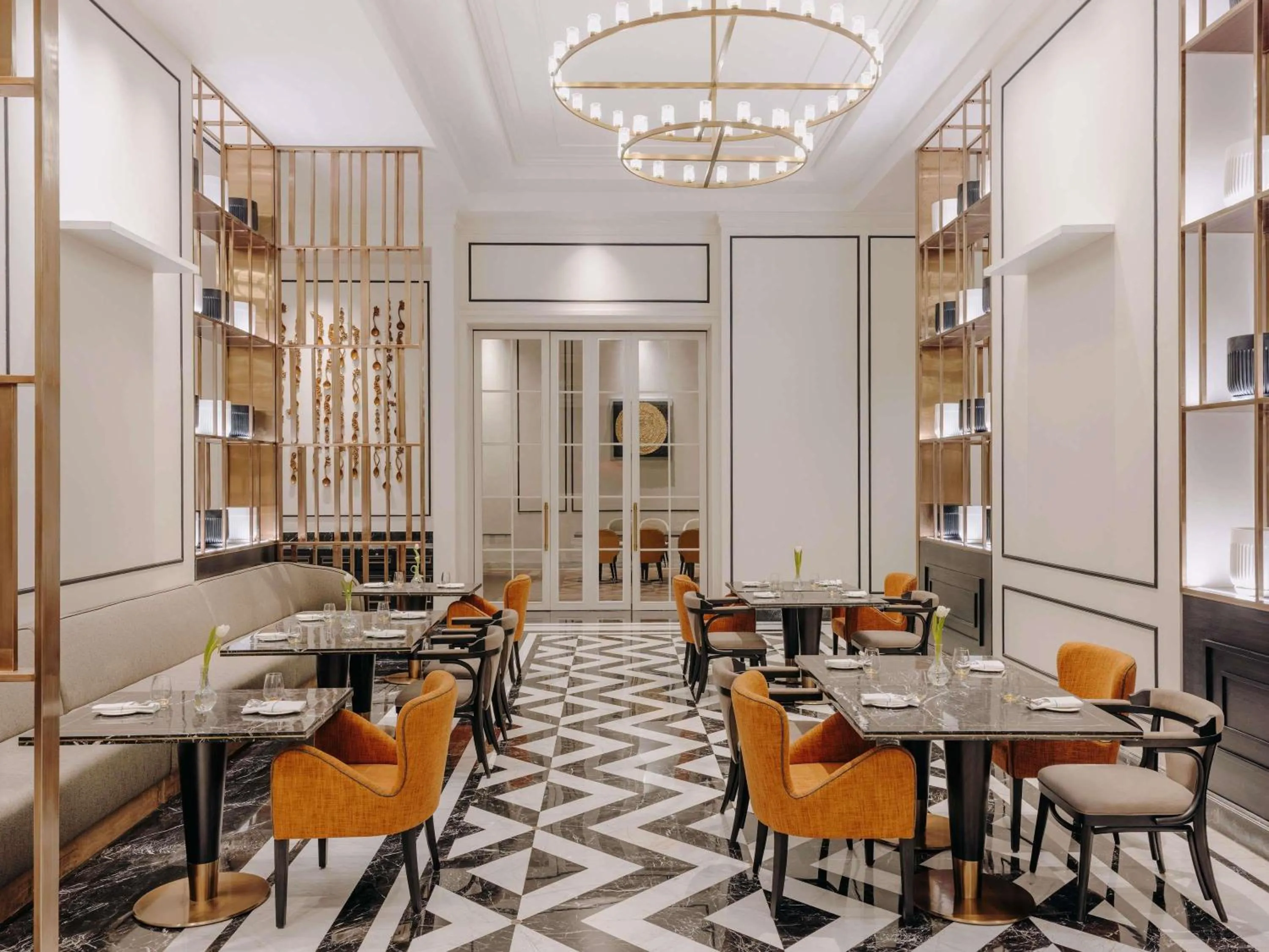 Restaurant/places to eat in Fairmont Mumbai