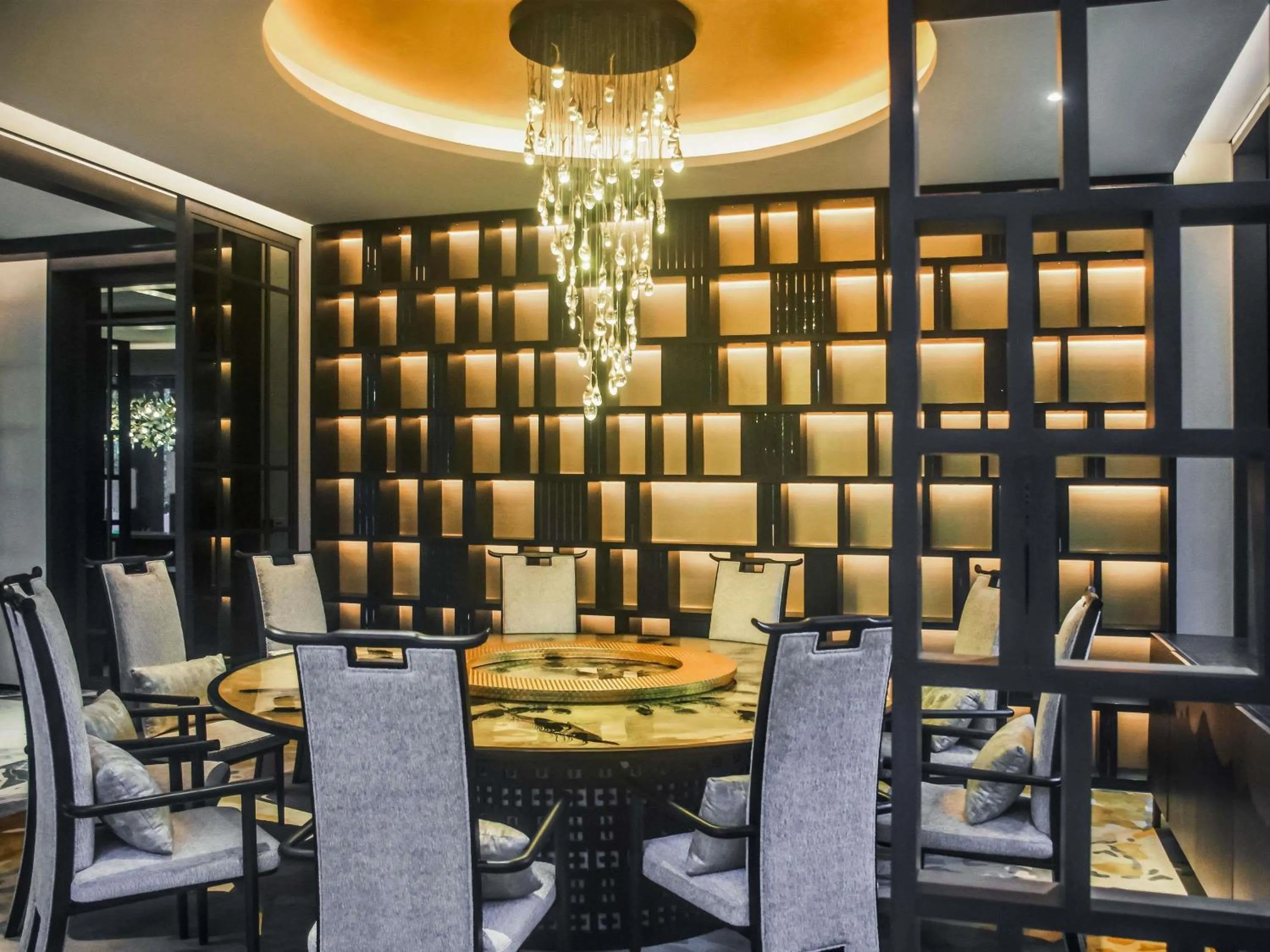 Restaurant/places to eat in Raffles Sentosa Singapore