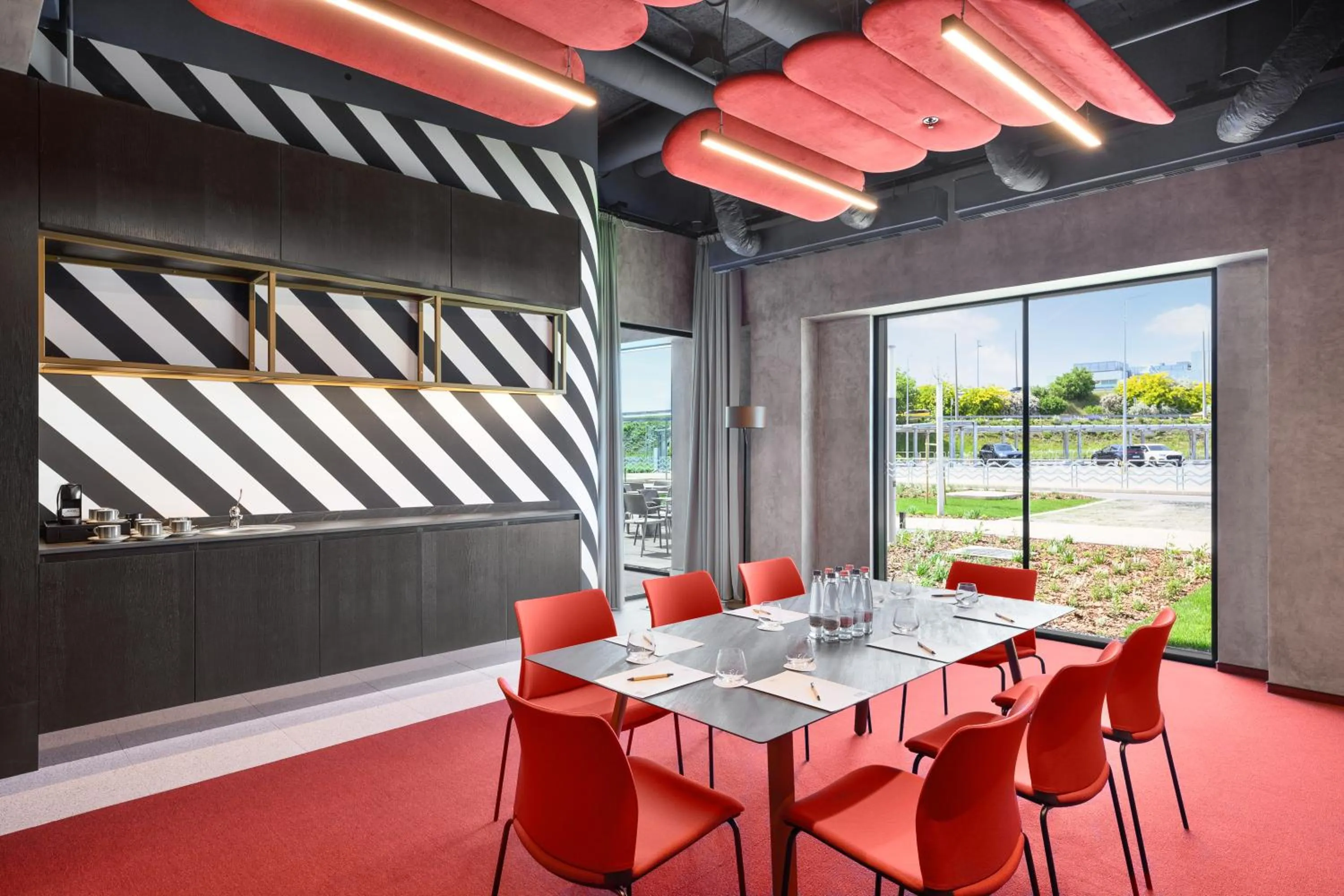 Meeting/conference room in TRIBE Budapest Airport