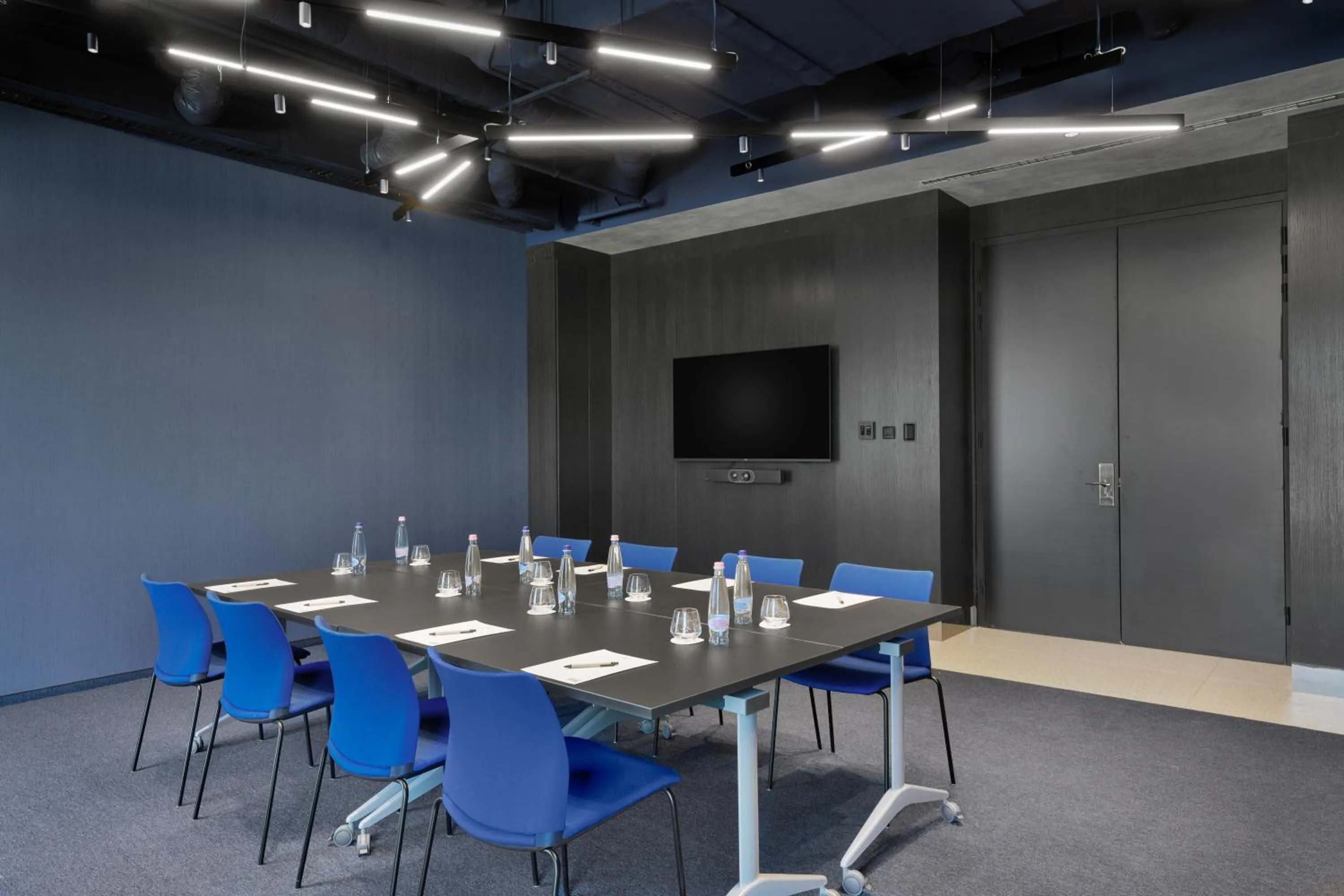 Meeting/conference room in TRIBE Budapest Airport