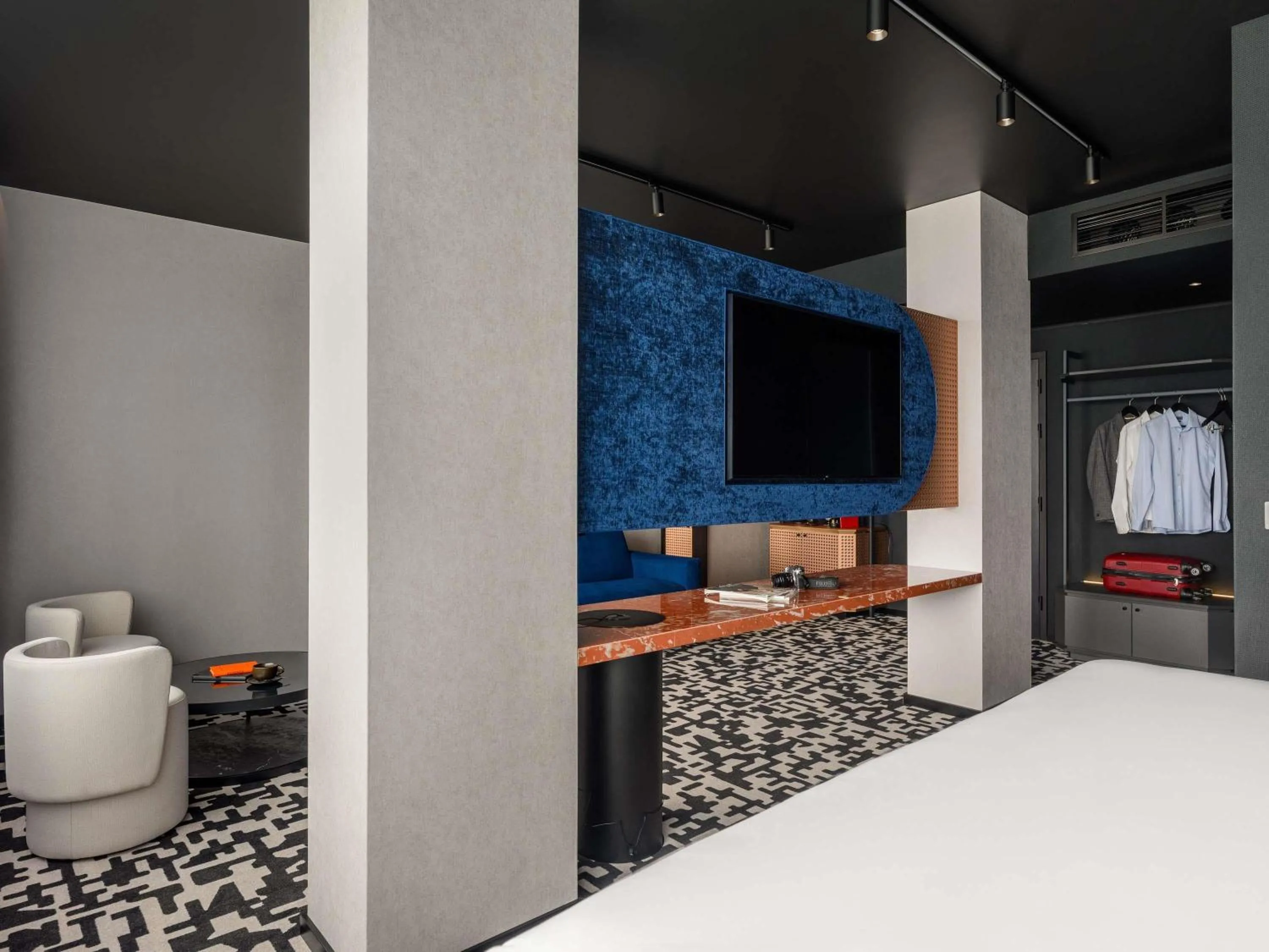 Bedroom, Bed in TRIBE Budapest Airport