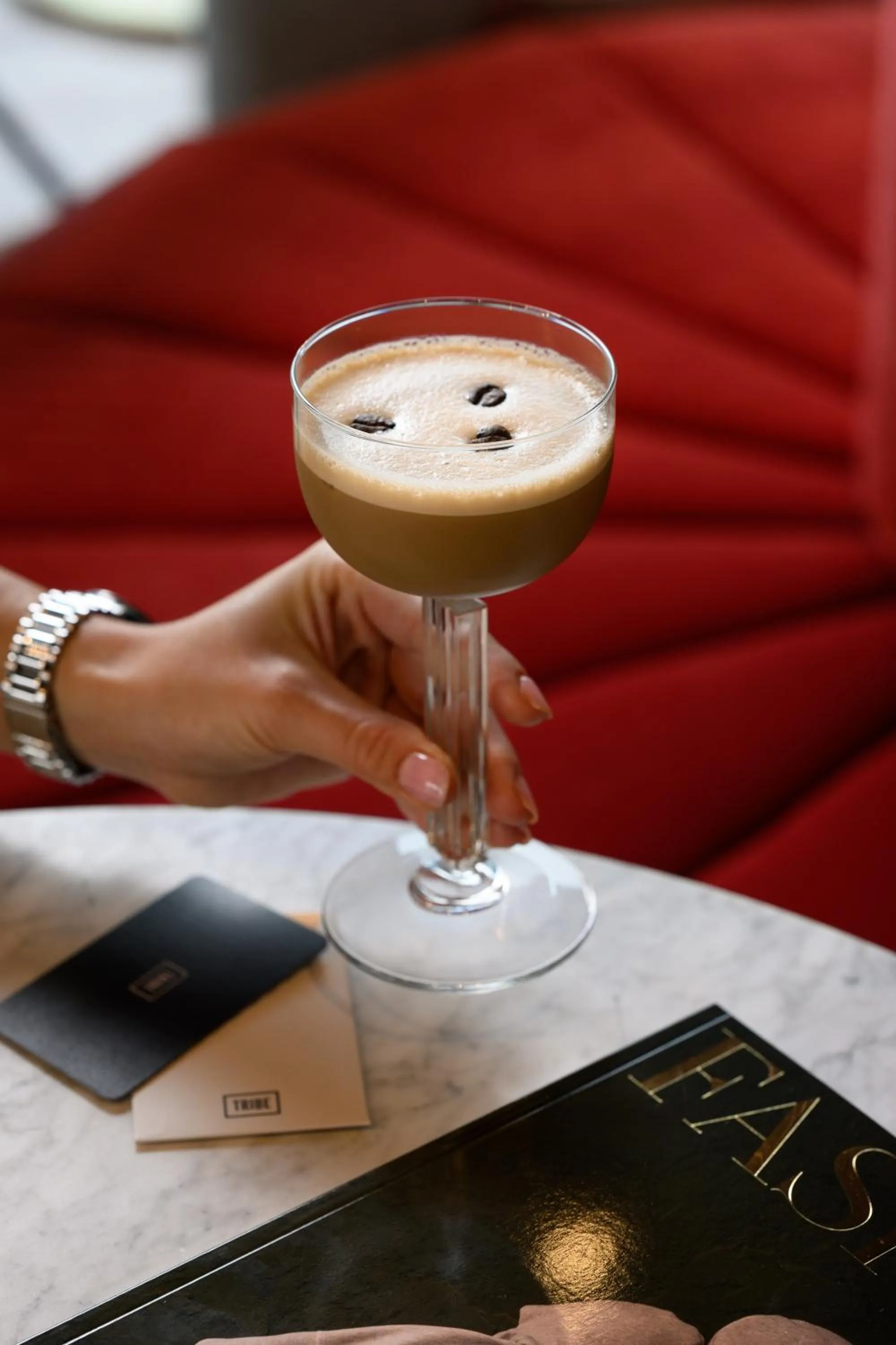 Lounge or bar in TRIBE Budapest Airport