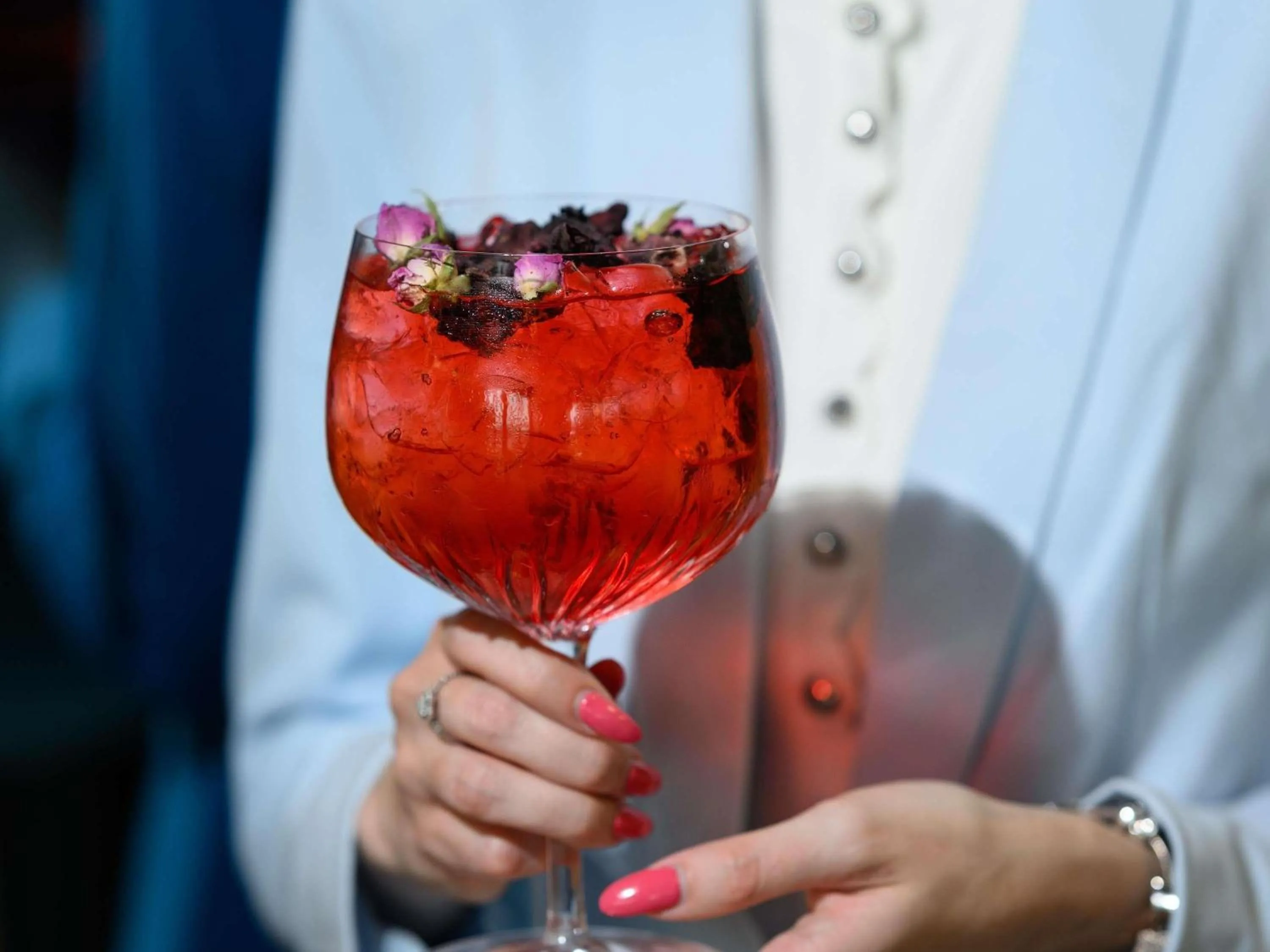 Lounge or bar in TRIBE Budapest Airport