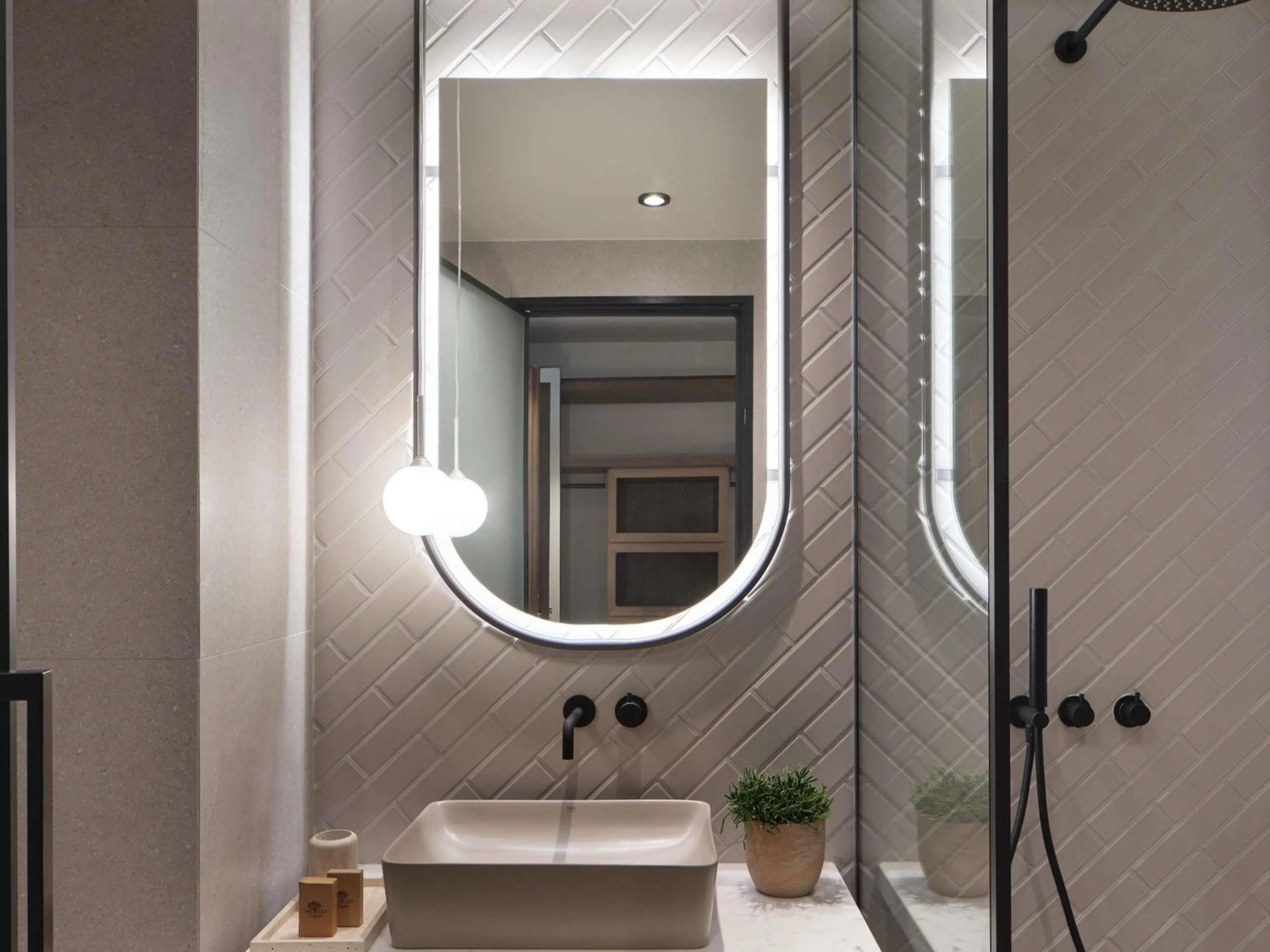 Bedroom in Rocca a Mare Heraklion - Handwritten Collection