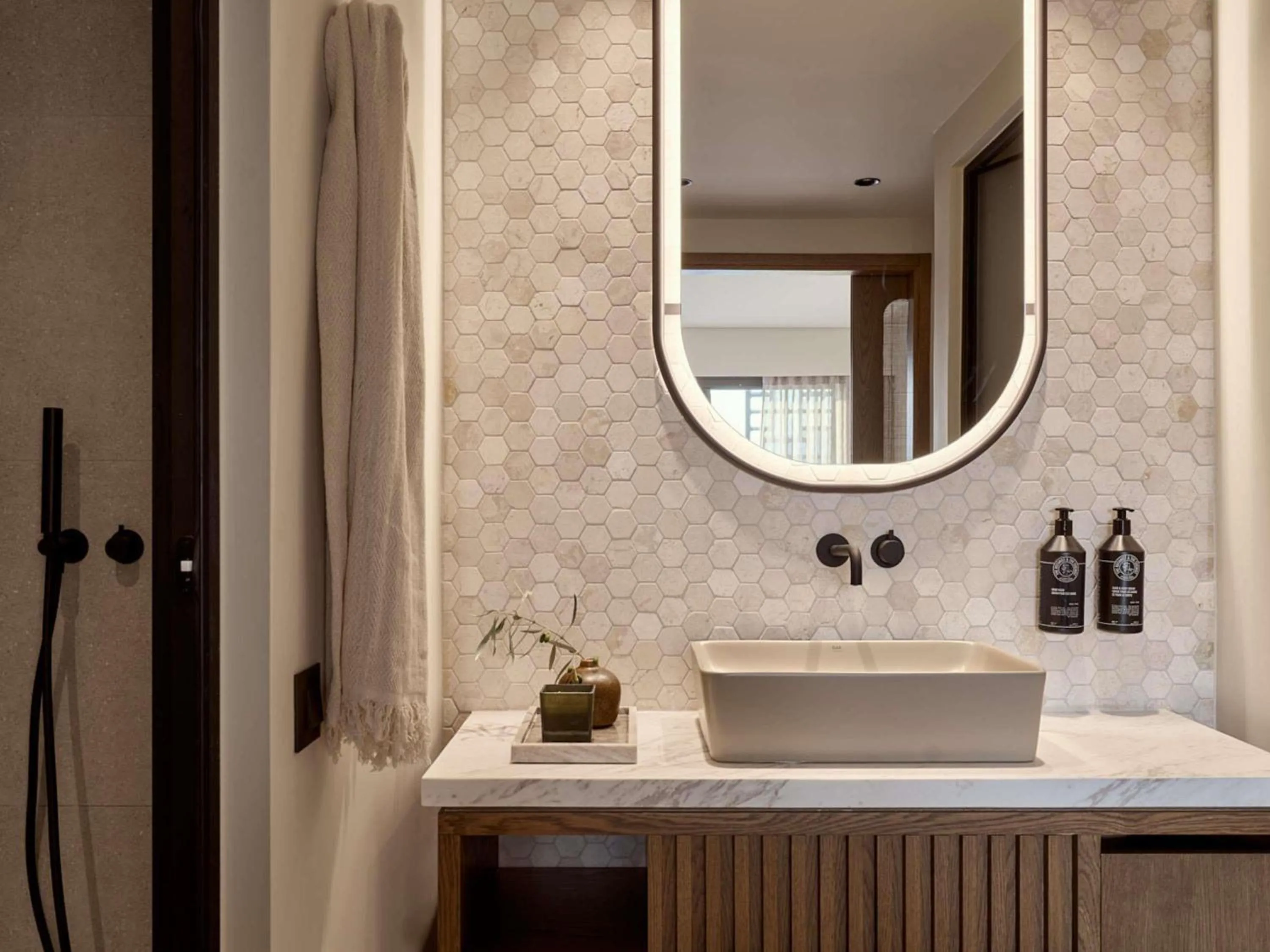 Bedroom in Rocca a Mare Heraklion - Handwritten Collection