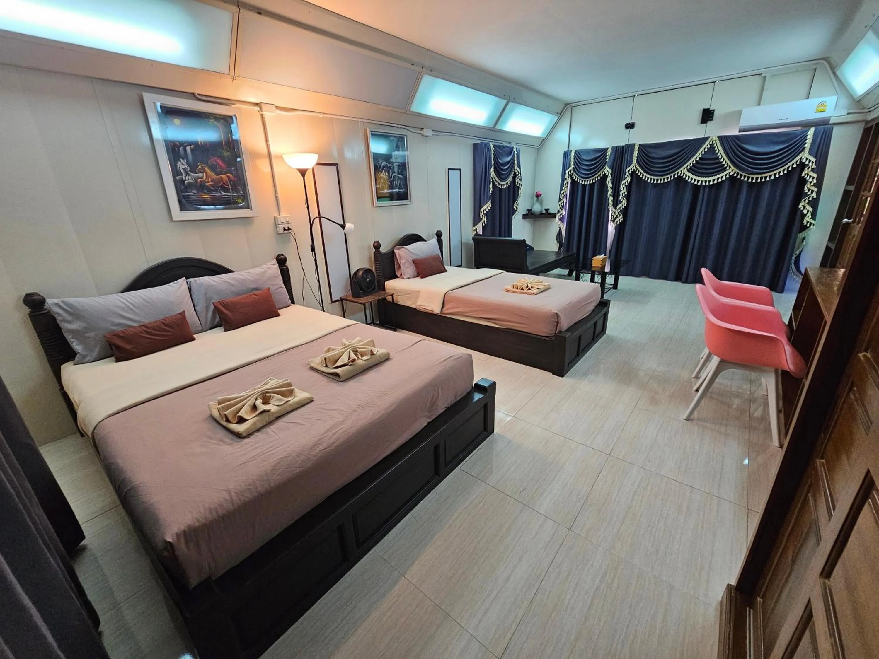 Bed in Kanecha's Home Lampang