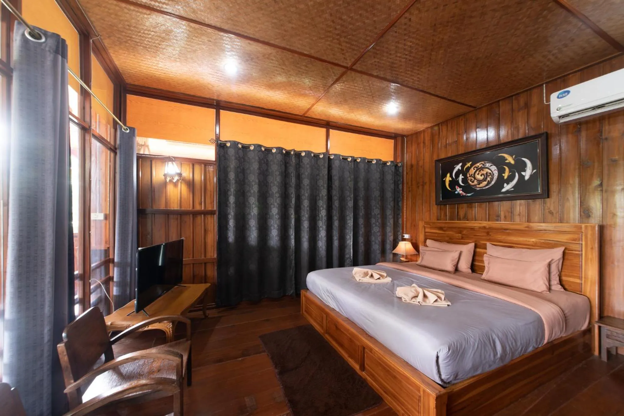 Bed in Kanecha's Home Lampang