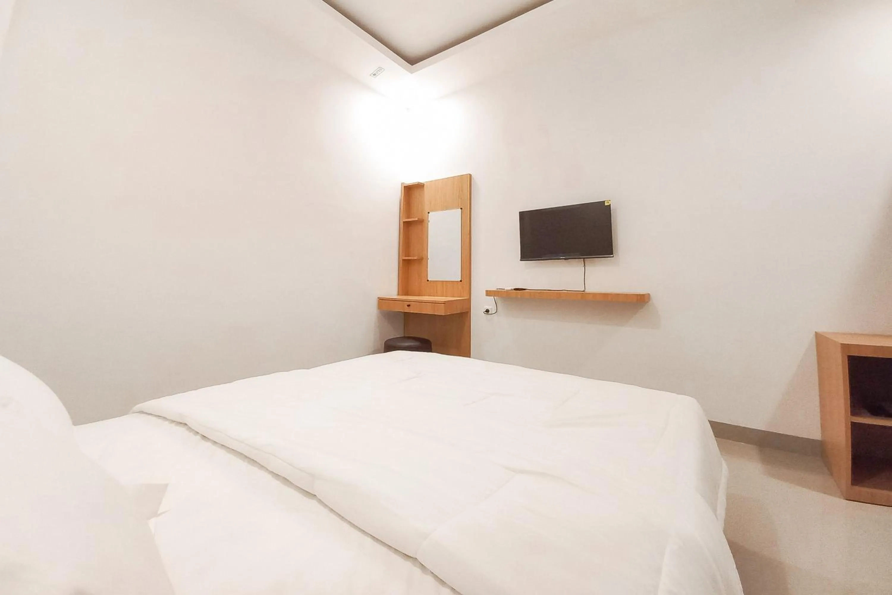 Bedroom, Bed in Sans Vibes Viandara Pekanbaru