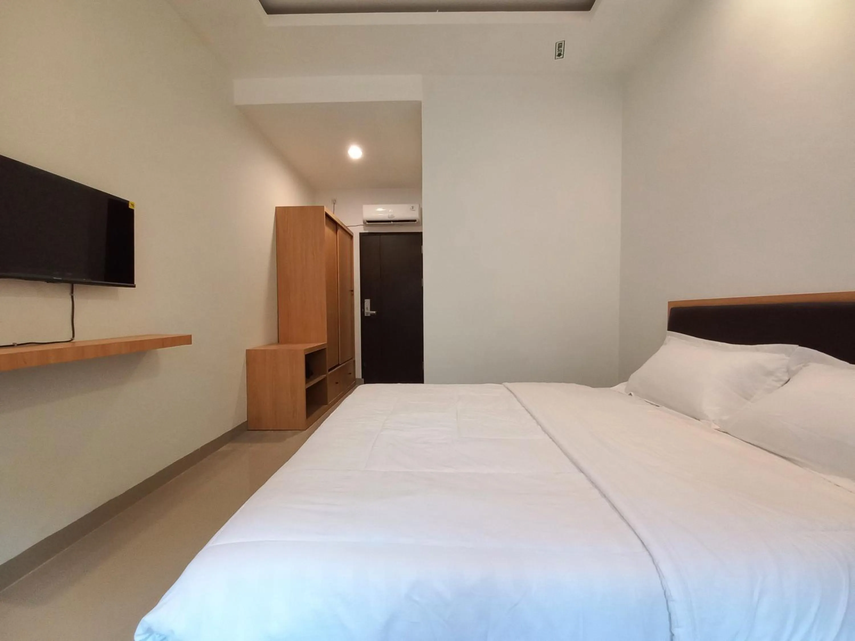 Bedroom, Bed in Sans Vibes Viandara Pekanbaru