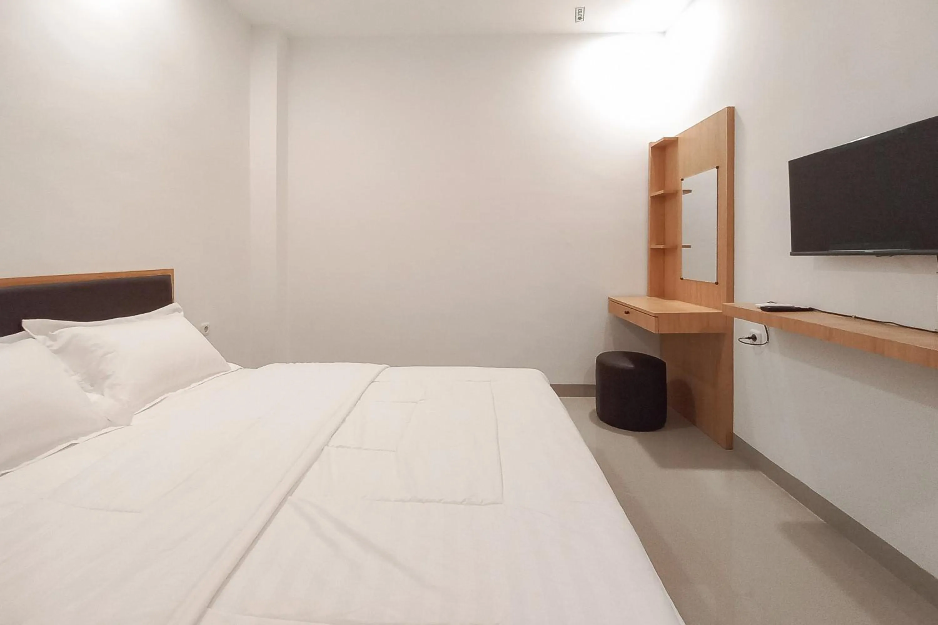 Bedroom, Bed in Sans Vibes Viandara Pekanbaru