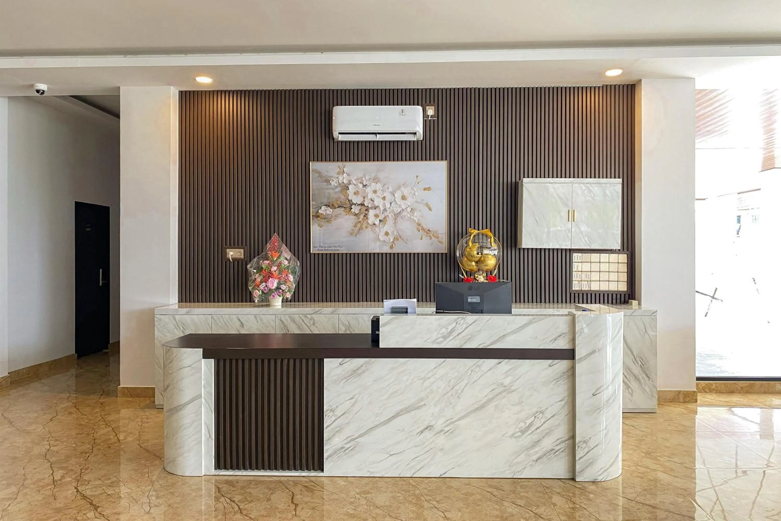 Lobby or reception in Sans Vibes Viandara Pekanbaru