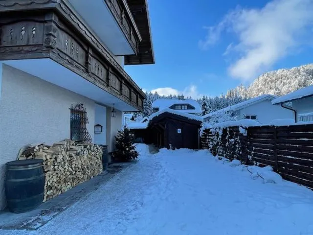 Property building in Landgasthof Fürstenbrunn