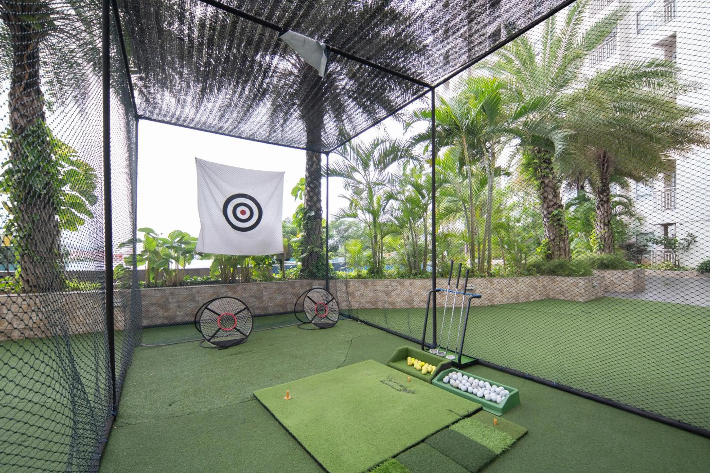 Minigolf in Cove Merakey