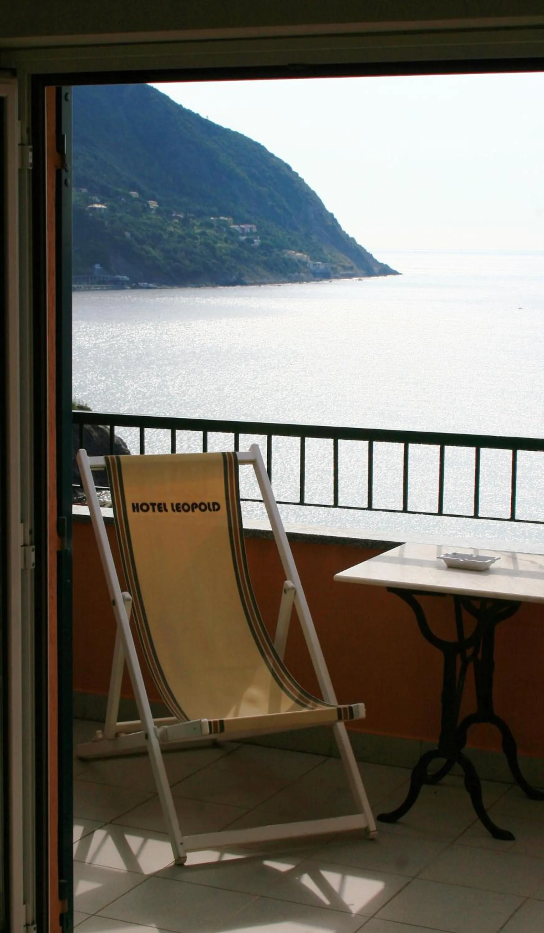 Day in Hotel Leopold