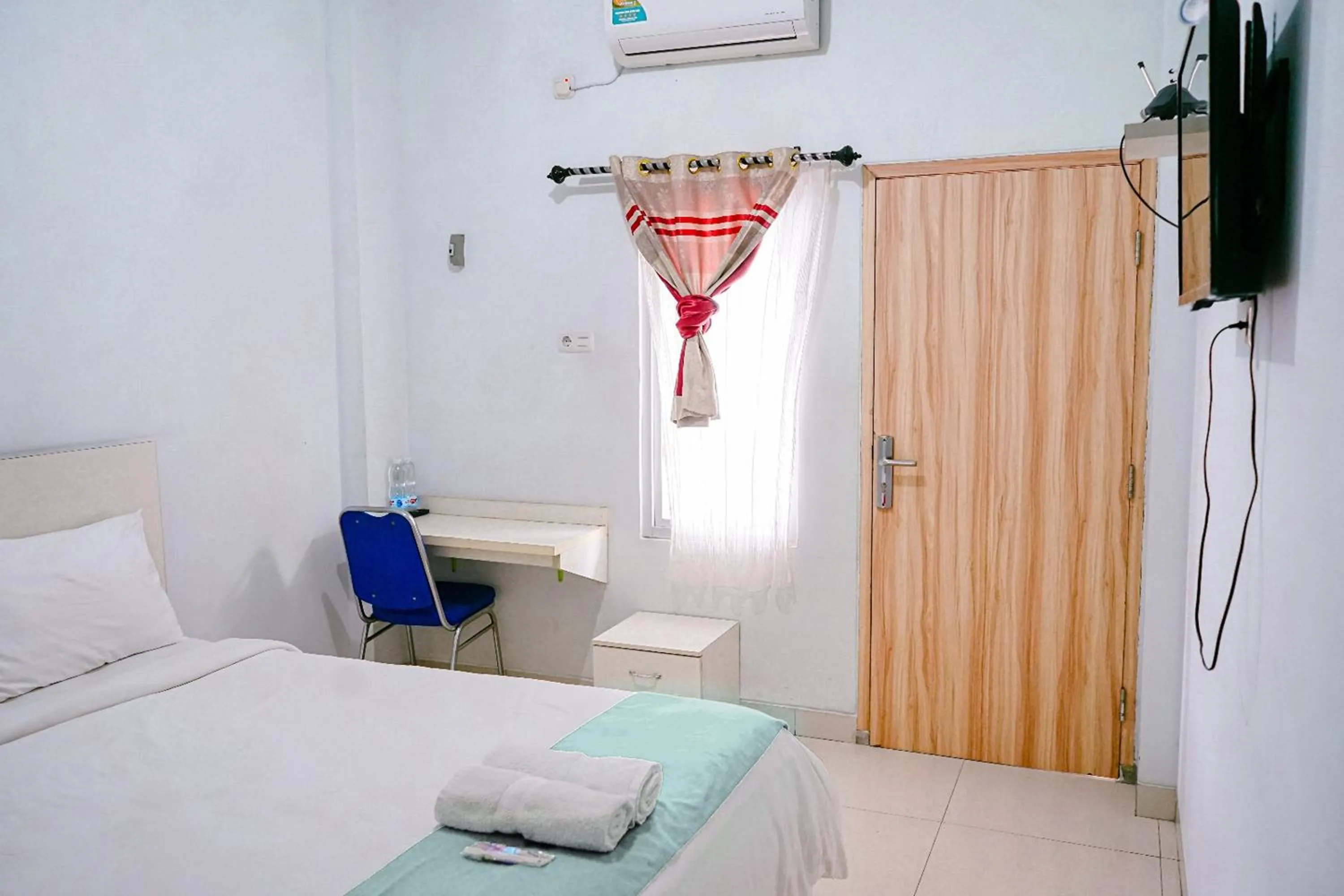 Bed in Griya Safitri Syariah