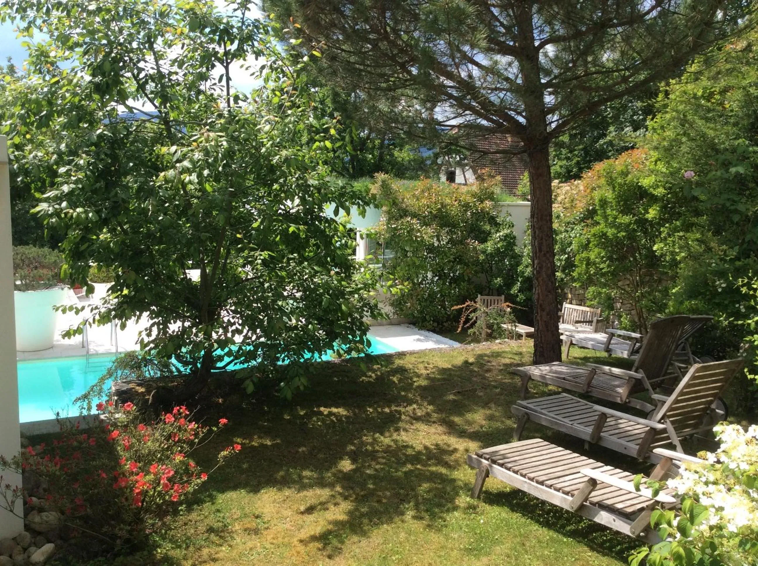 Property building in La Villa Haute Corniche