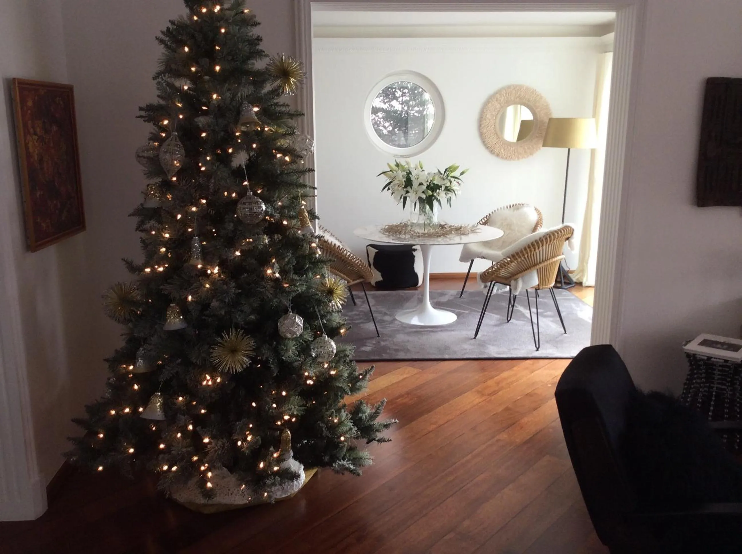 Decorative detail in La Villa Haute Corniche