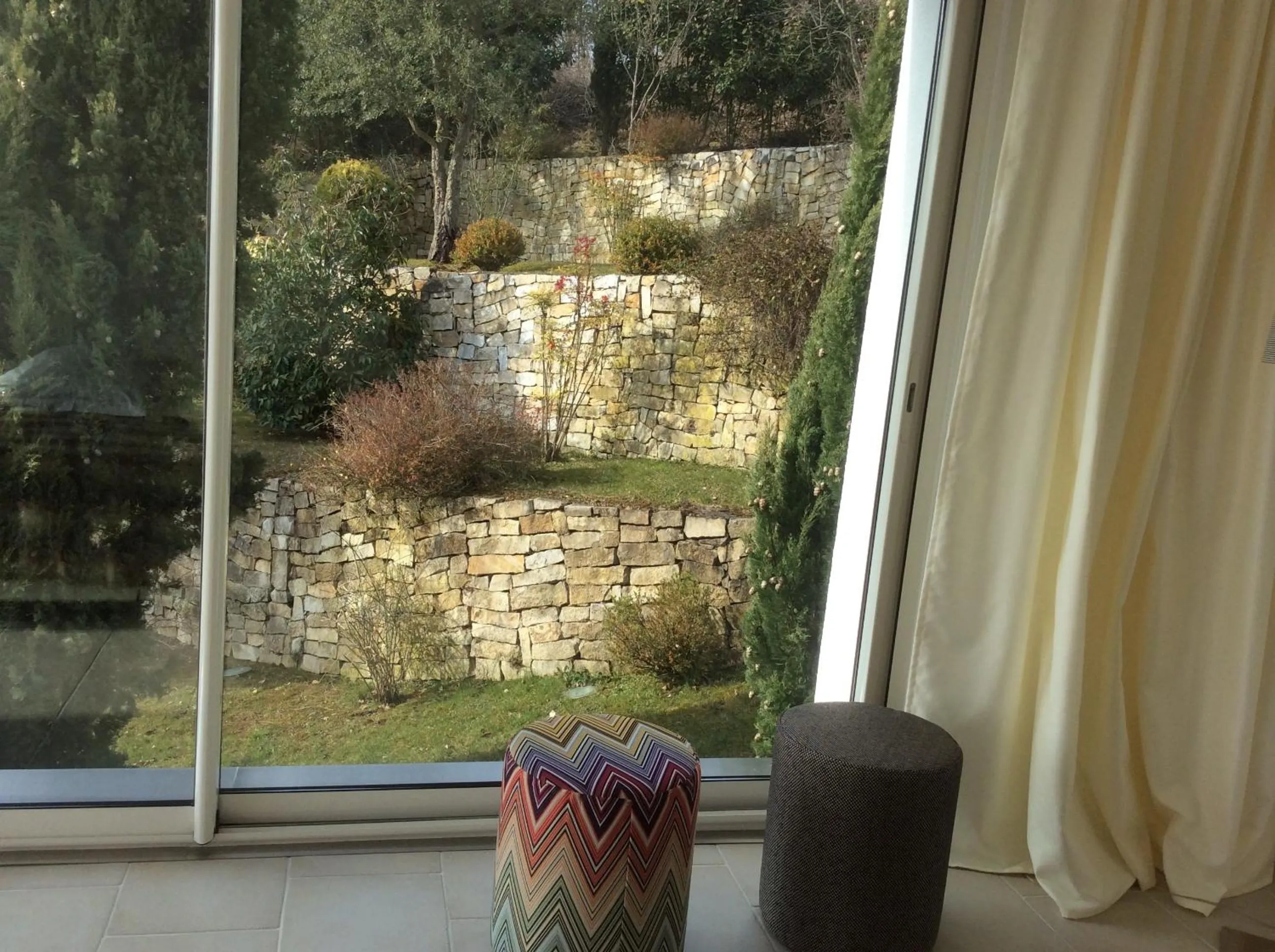 Decorative detail in La Villa Haute Corniche