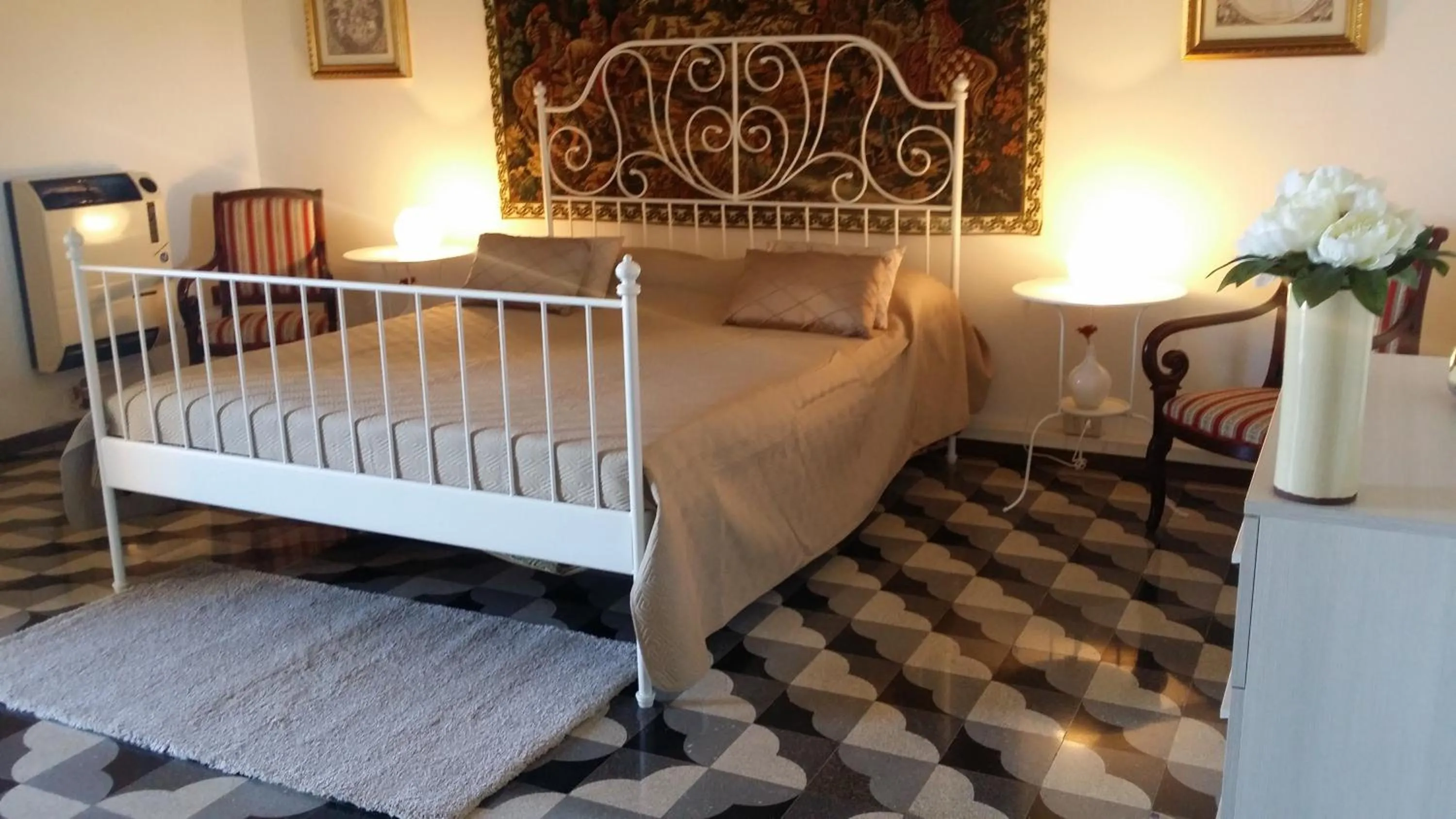 Photo of the whole room, Bed in Aretè Guest House
