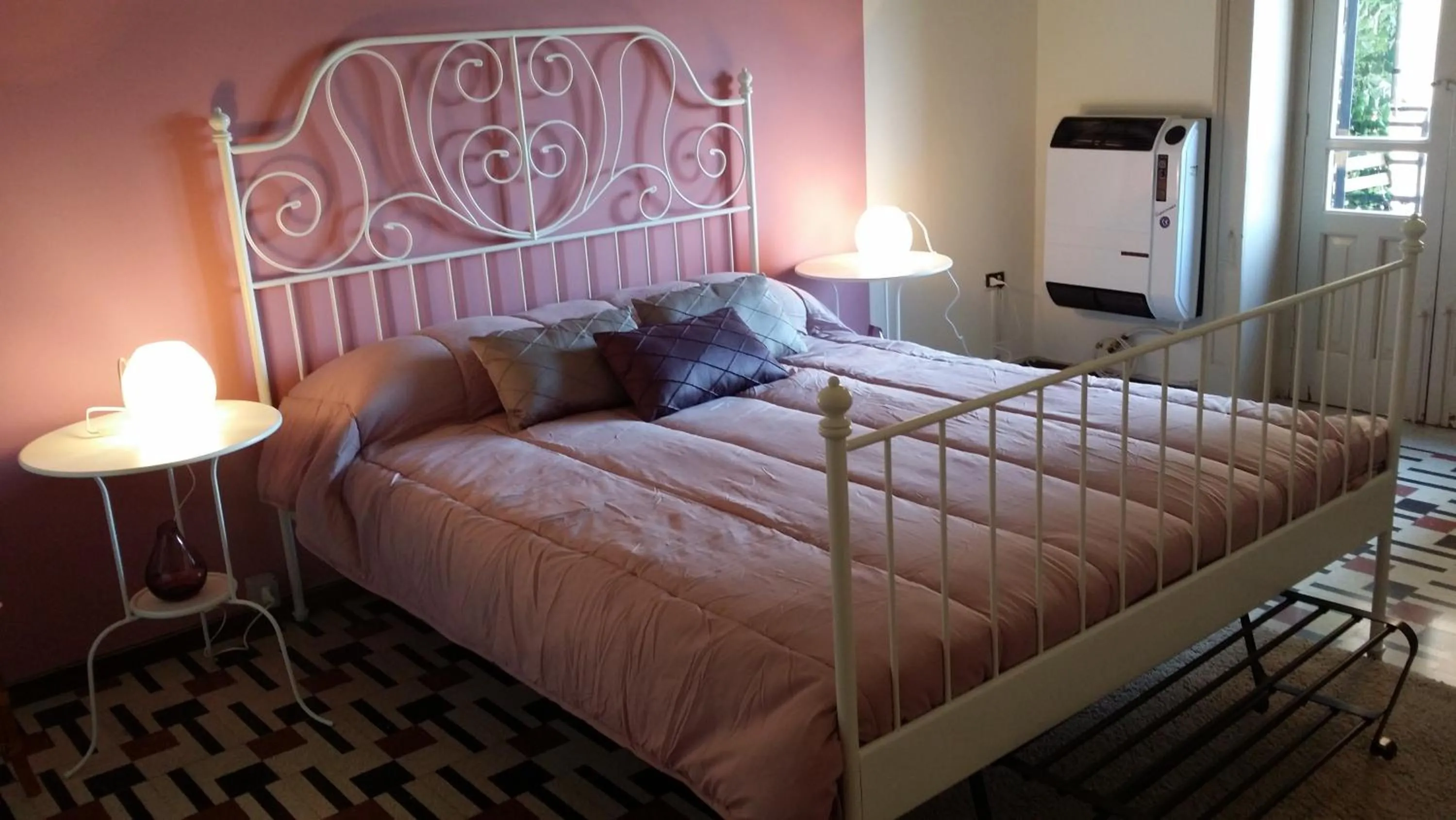 Bed in Aretè Guest House