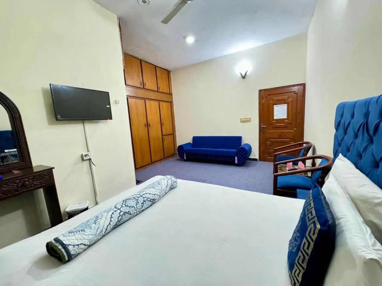 Bed in Uk Family Lodge