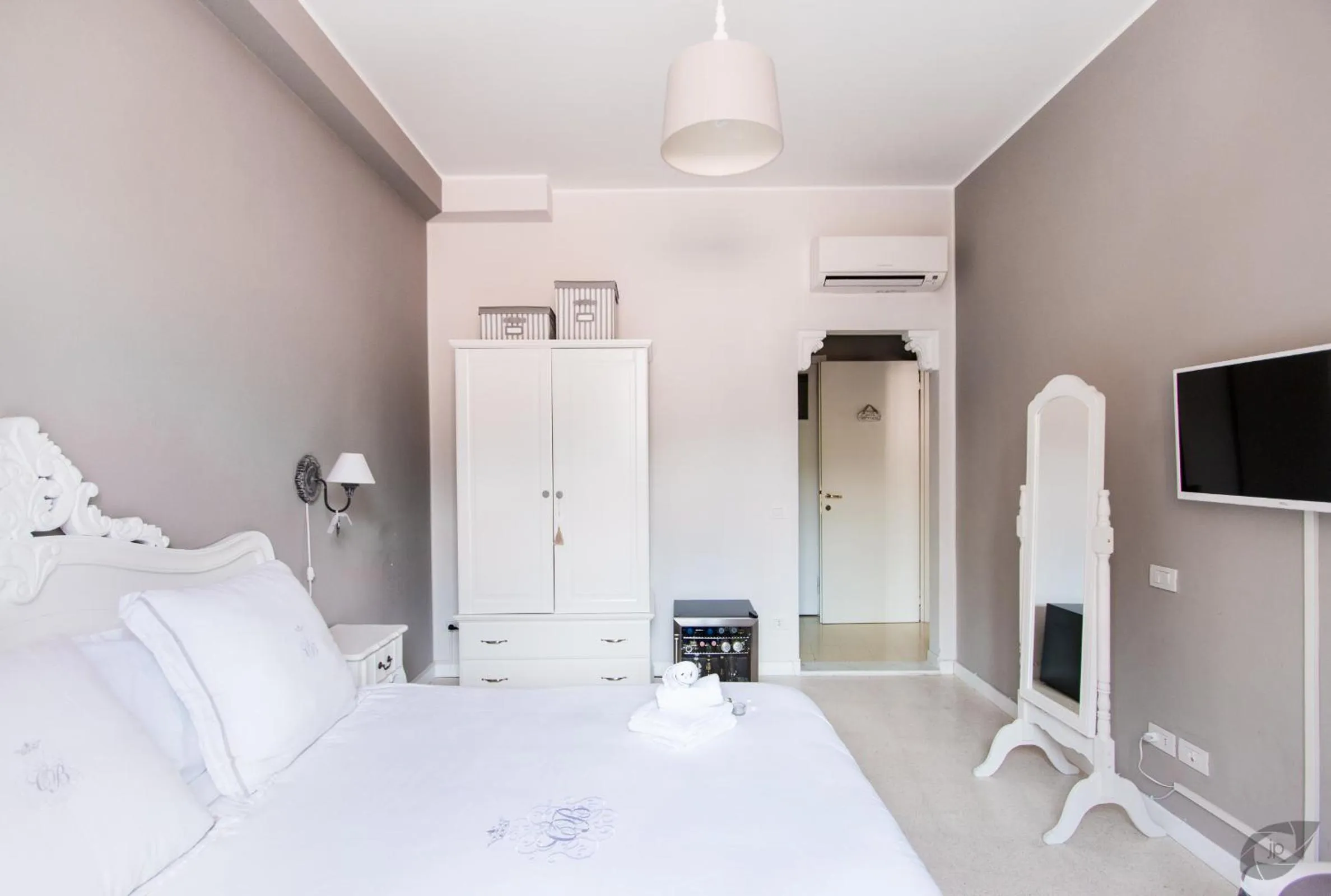 Photo of the whole room, Bed in B&B La Sosta degli Artisti