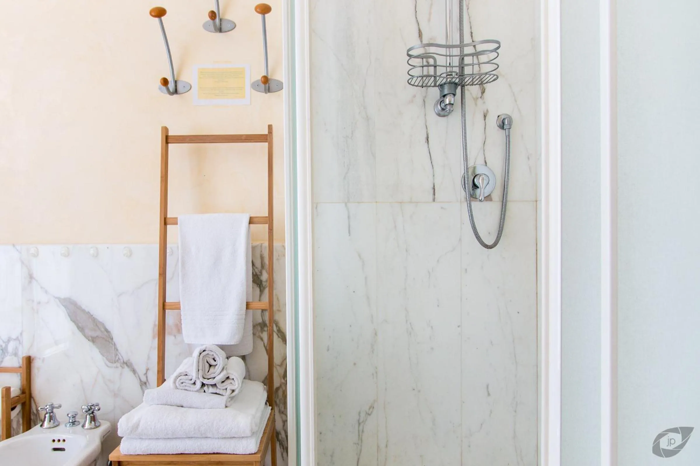 Bathroom in B&B La Sosta degli Artisti