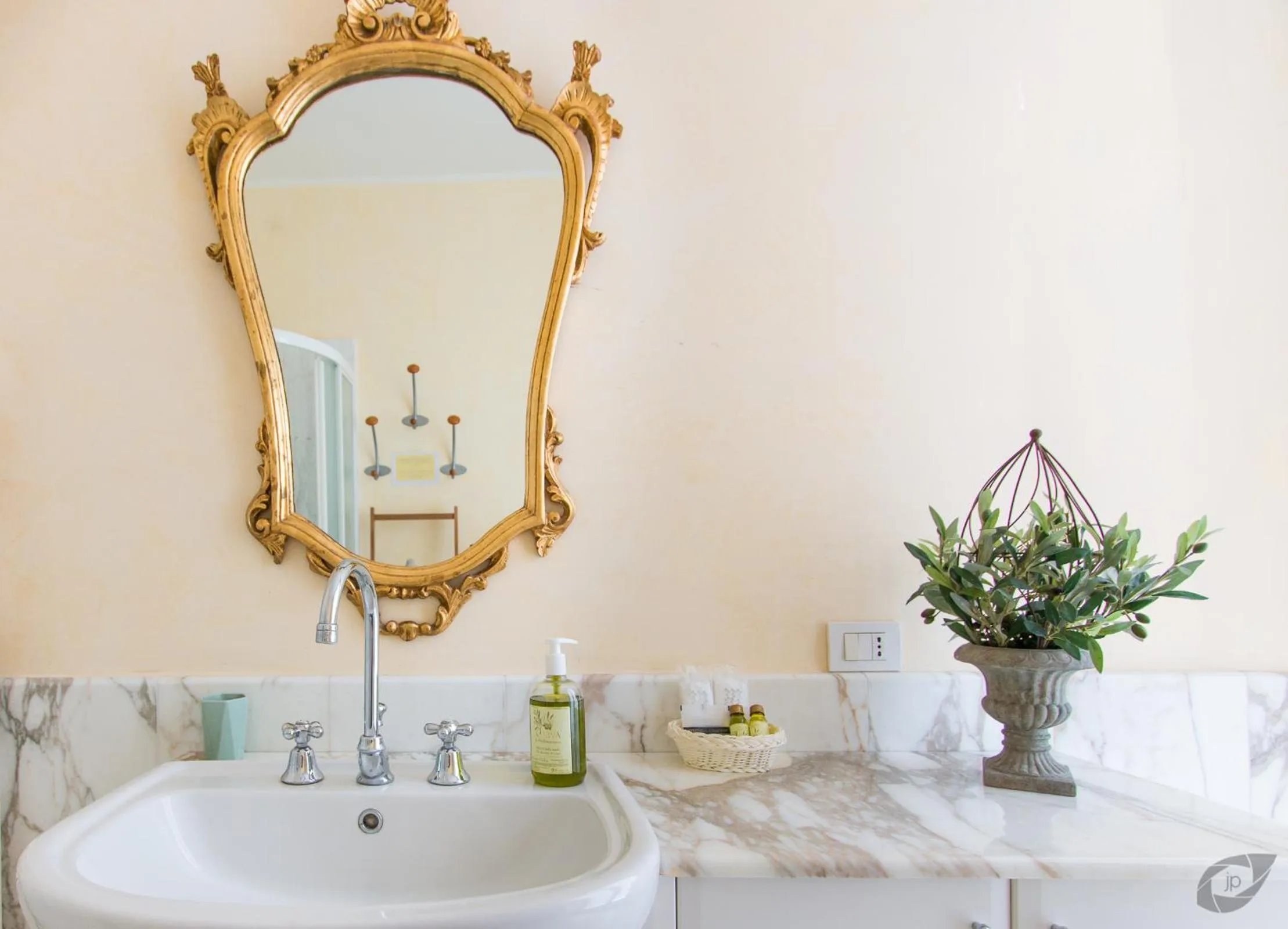 Bathroom in B&B La Sosta degli Artisti