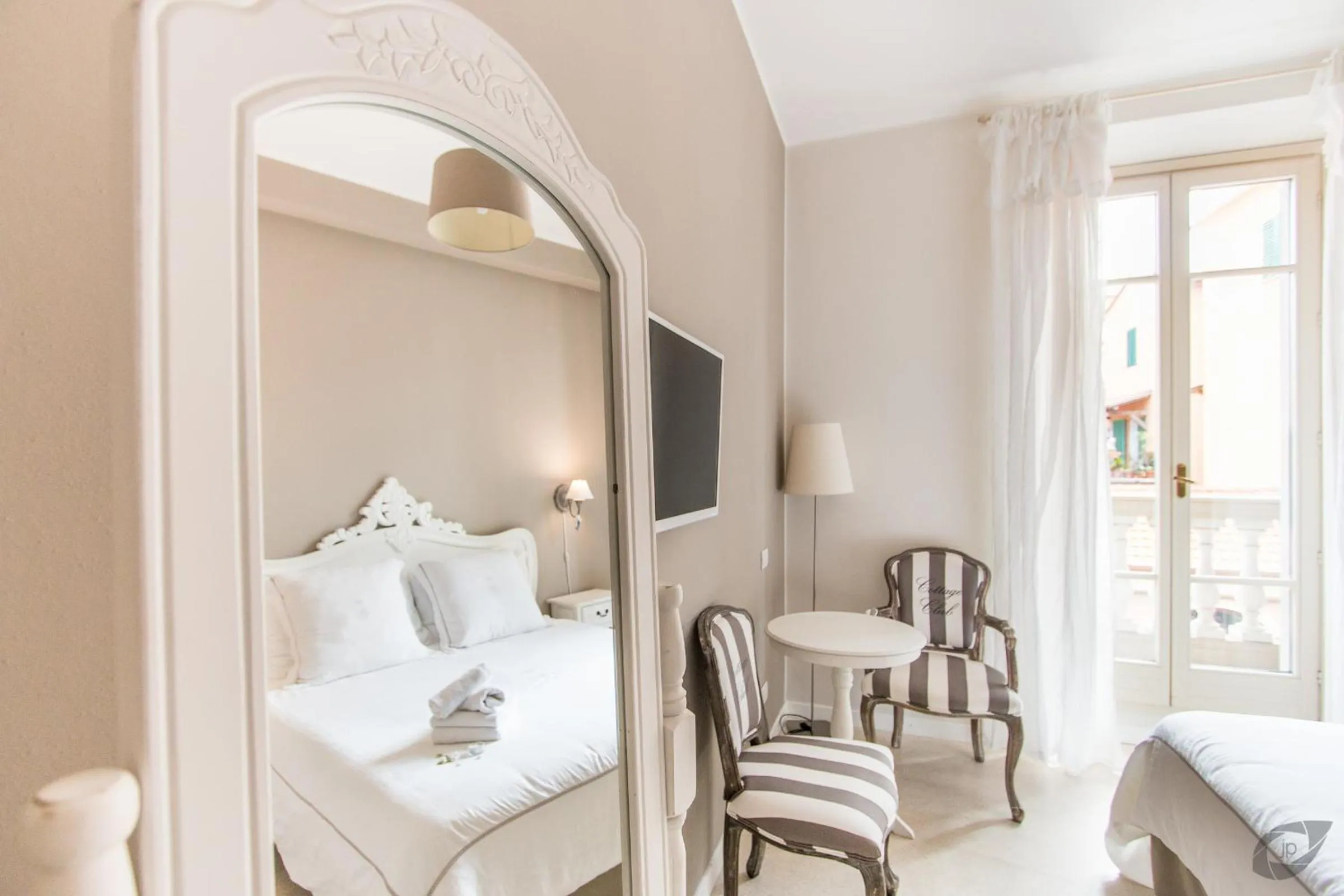 Decorative detail, Bed in B&B La Sosta degli Artisti