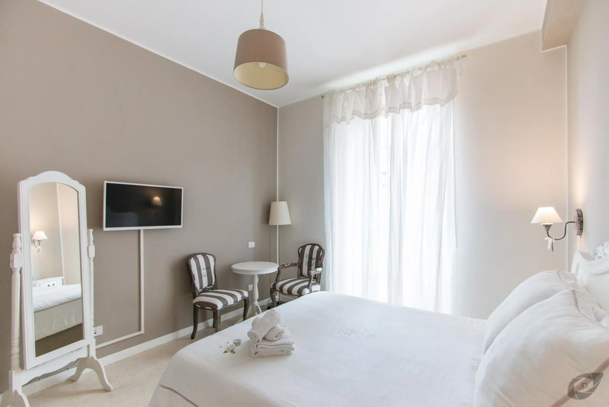 Bedroom, Bed in B&B La Sosta degli Artisti